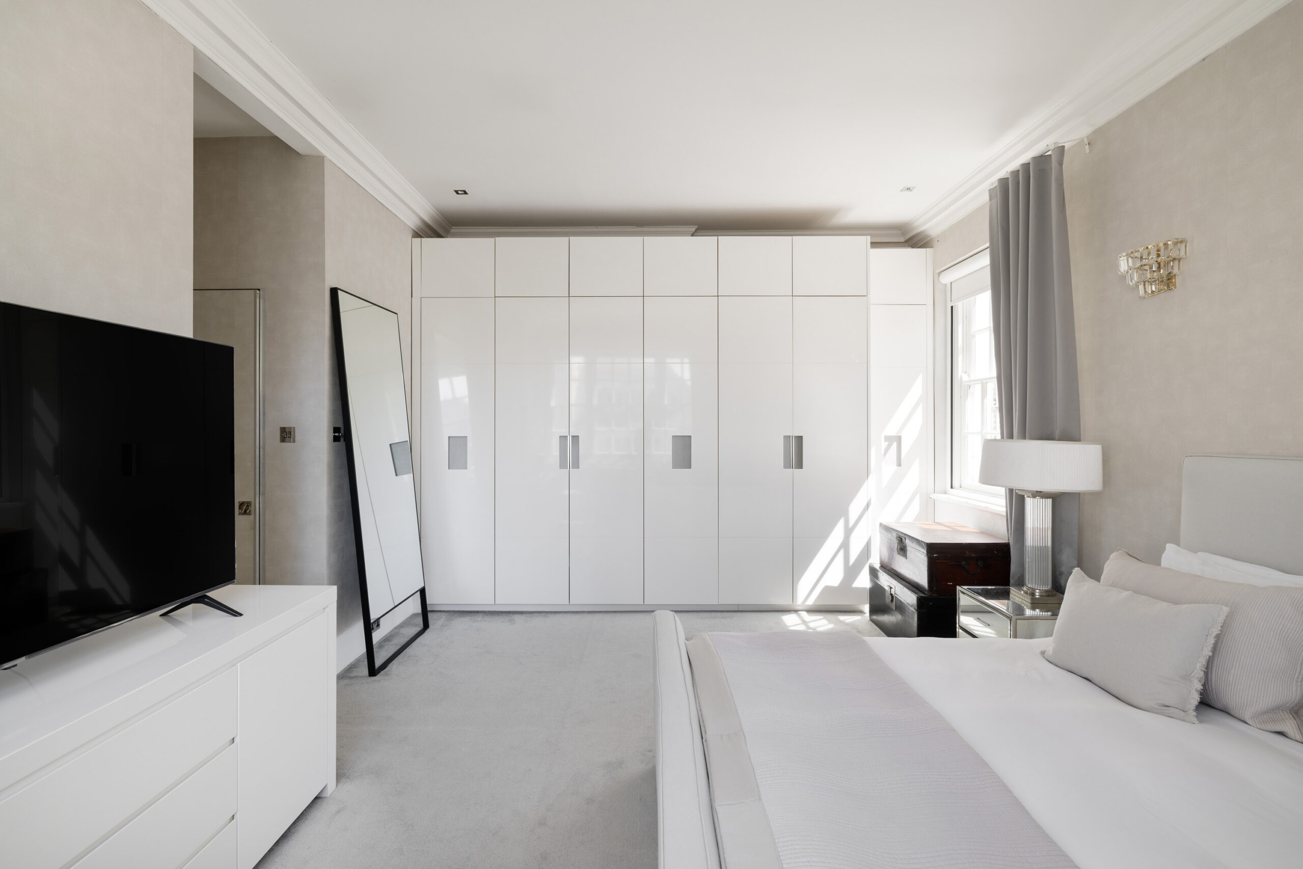 Domus-Nova-Belgravia-Apartment-For-Rent-Eaton-Place-2_Lo