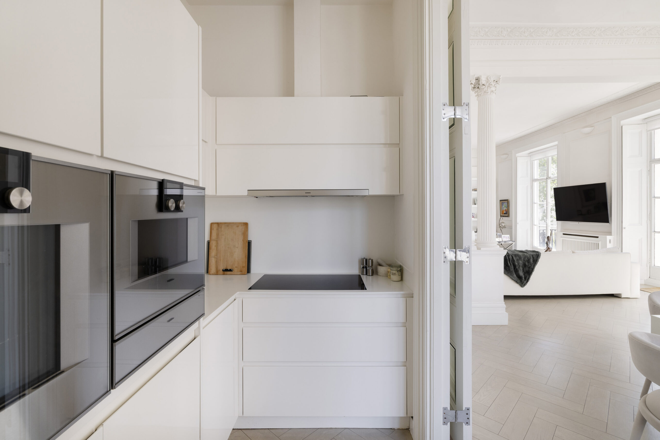 Domus-Nova-Belgravia-Apartment-For-Rent-Eaton-Place-9_Lo