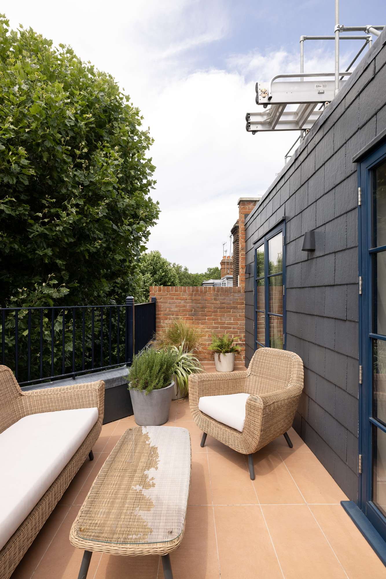 Domus-Nova-Chelsea-Apartment-For-Rent-Tite-Street-5_Lo