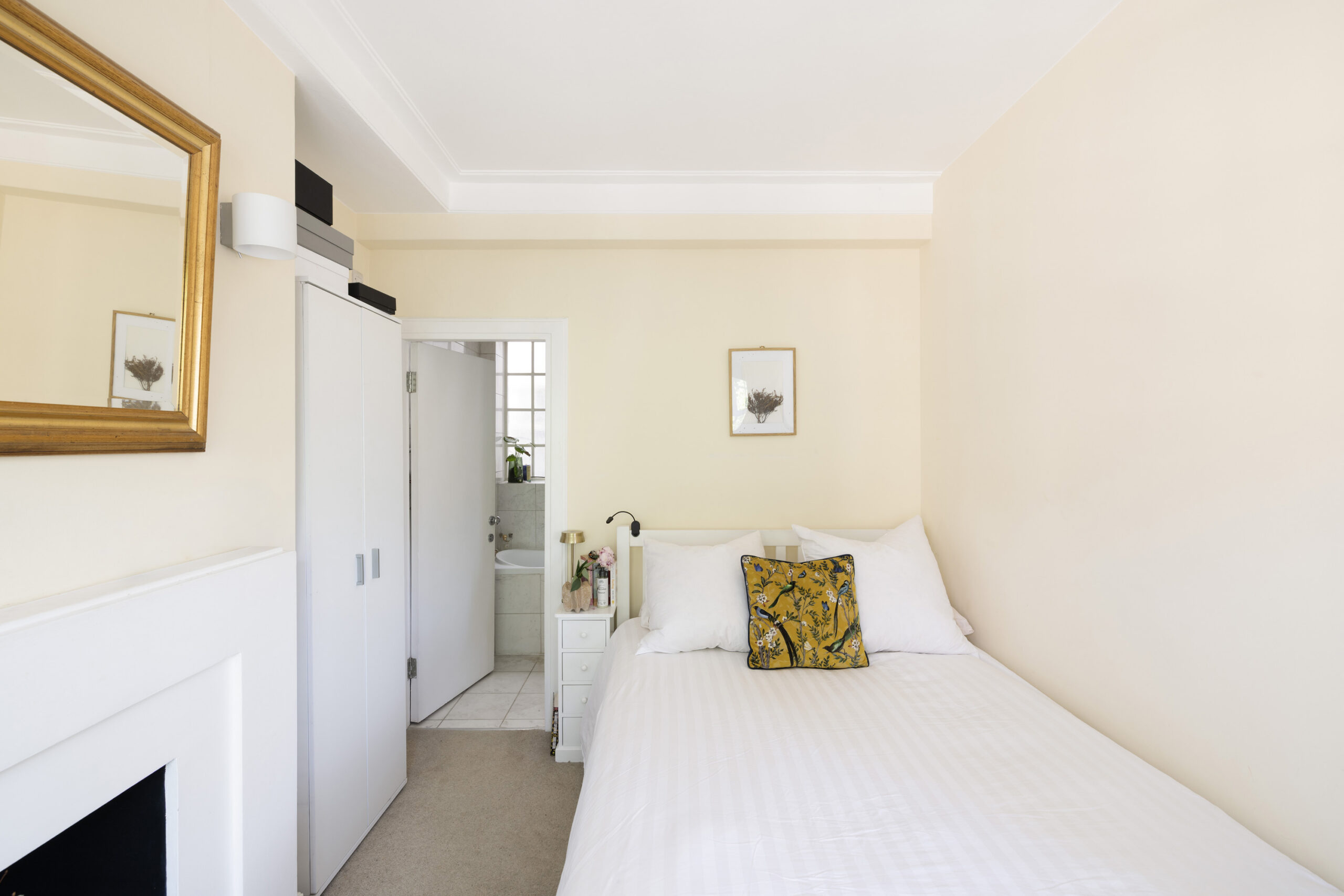 Domus-Nova-Chelsea-Apartment-For-Sale-Kings-Road-14_Lo