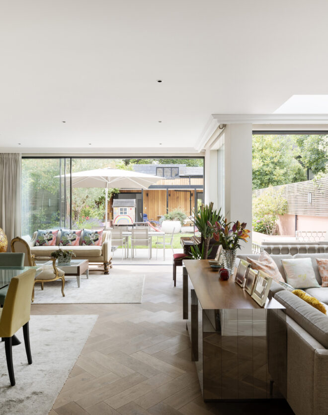 Domus-Nova-Chiswick-House-For-Rent-Barrowgate-Road-16_Lo