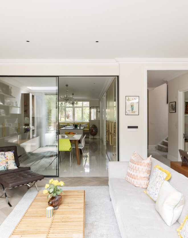 Domus-Nova-Chiswick-House-For-Rent-Barrowgate-Road-18_Lo