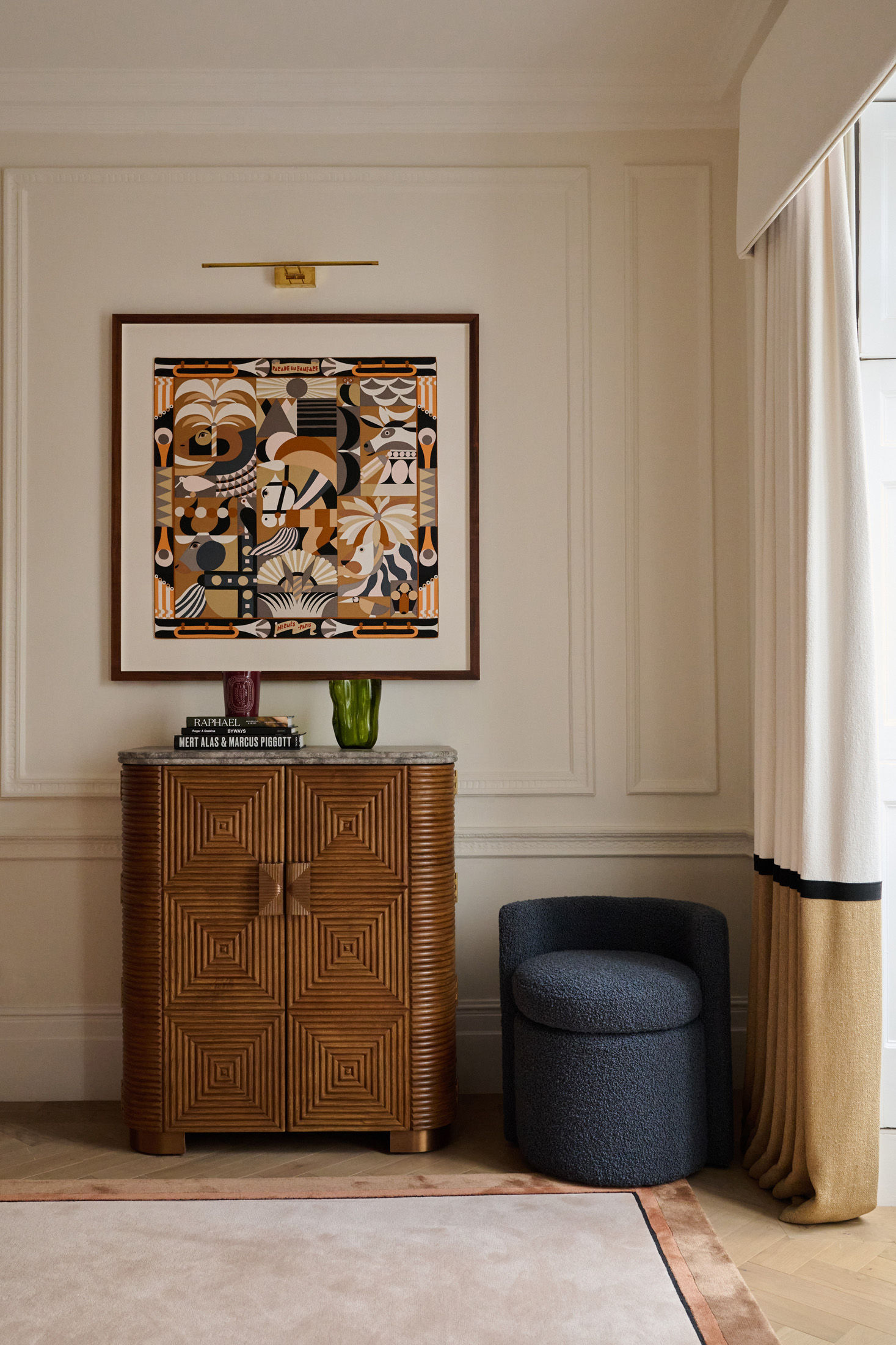 Domus-Nova-Design-Directory-Disa-Horn-Hans-Place (1)