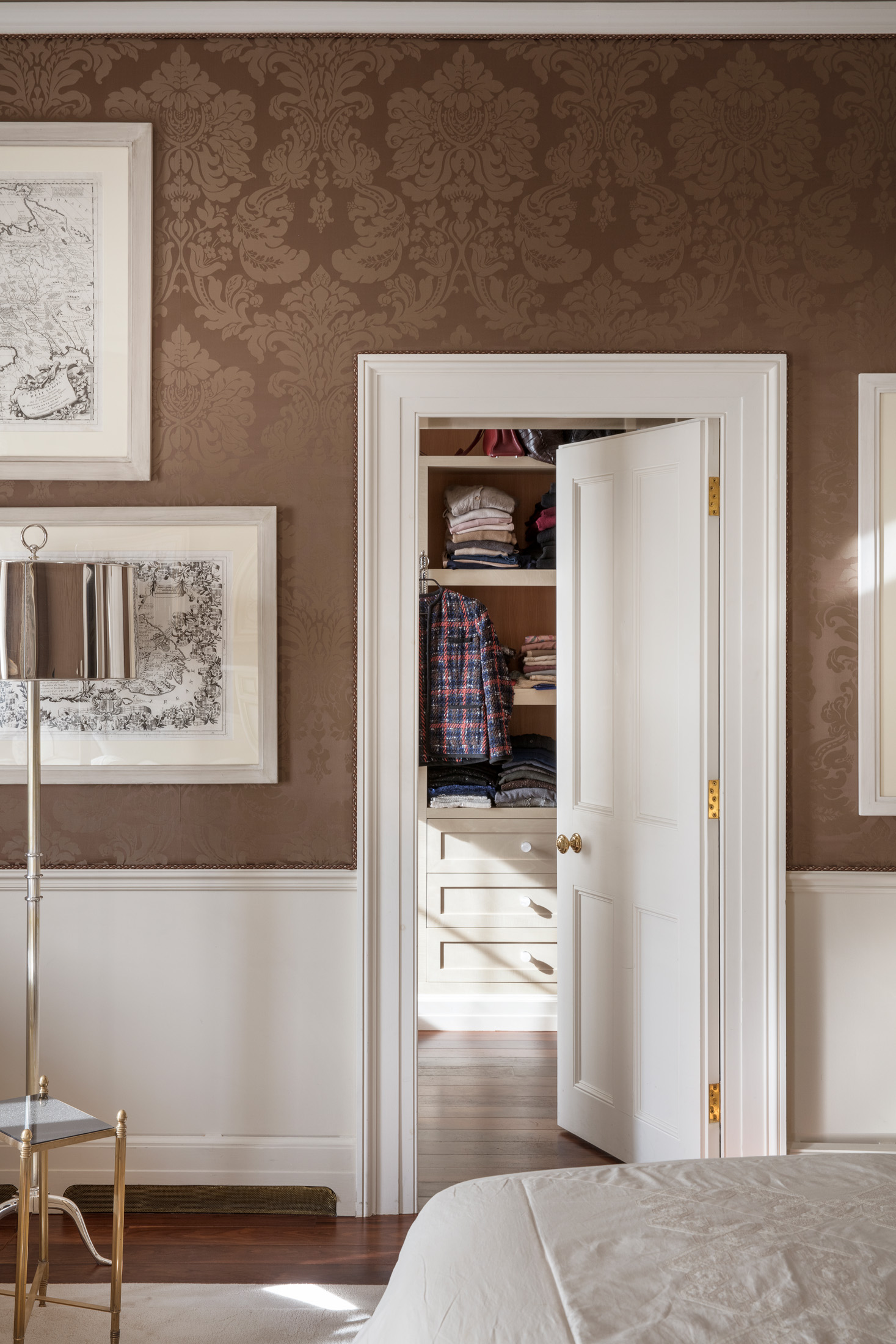 Domus-Nova-Design-Directory-Interior-Designer-Nina-Campbell (2)