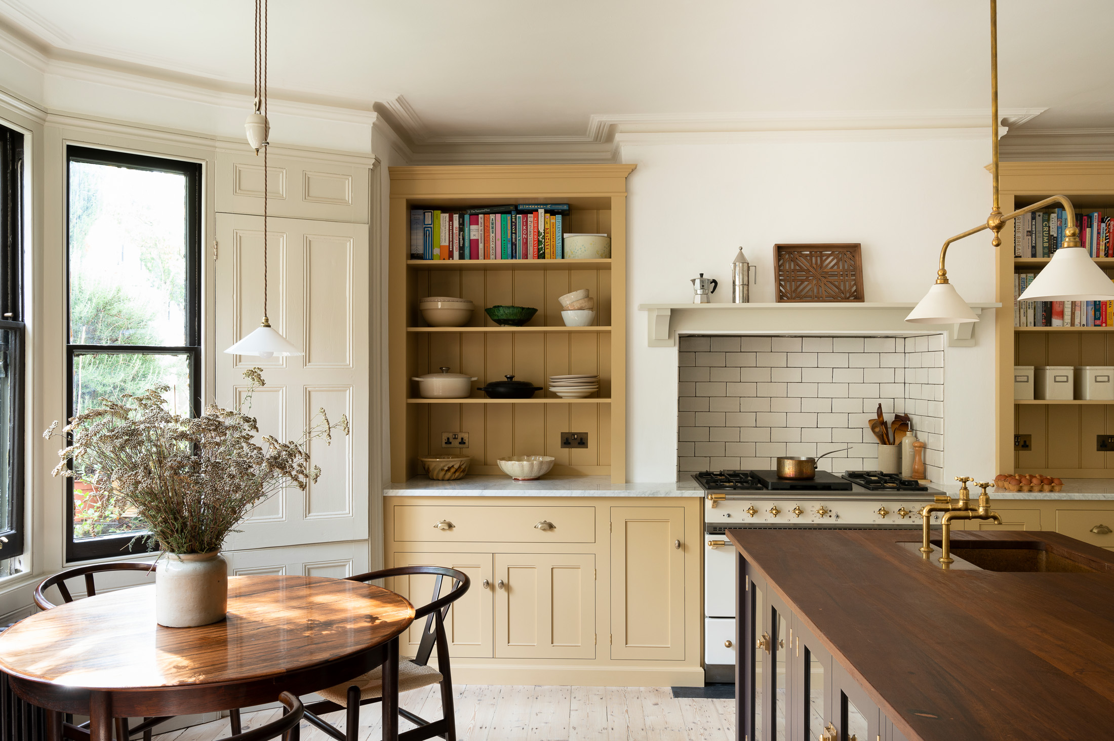 Domus-Nova-Design-Directory-deVOL-Kitchens (4)
