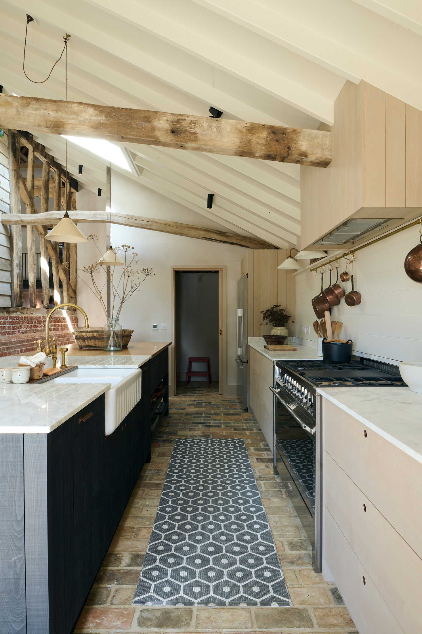 Domus-Nova-Design-Directory-deVOL-Kitchens (8)