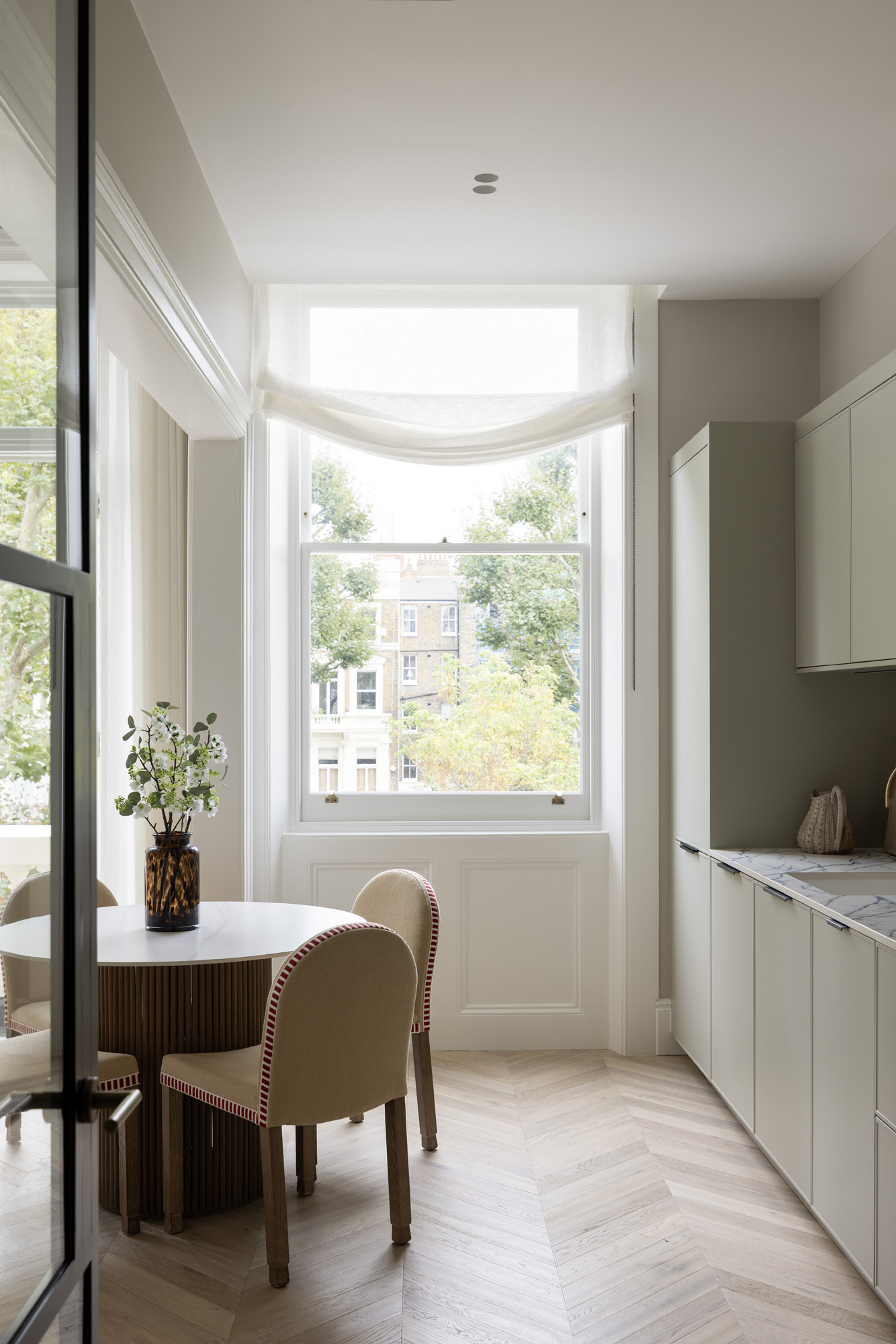 Domus-Nova-Earls-Court-Apartment-For-Sale-Earls-Court-Square-6_Lo