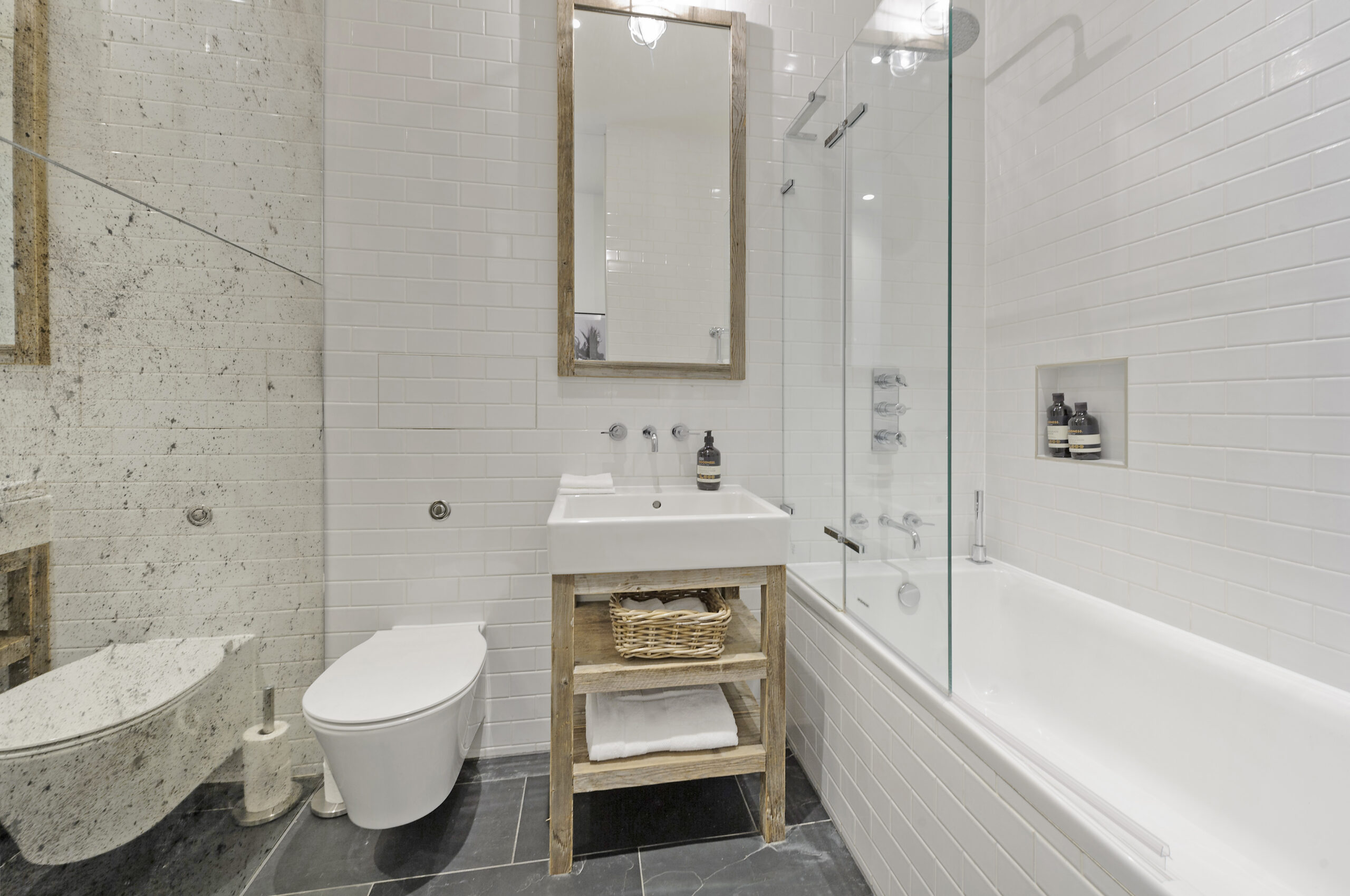 Domus-Nova-Flat-For-Rent-Great-Titchfield-Street (11)