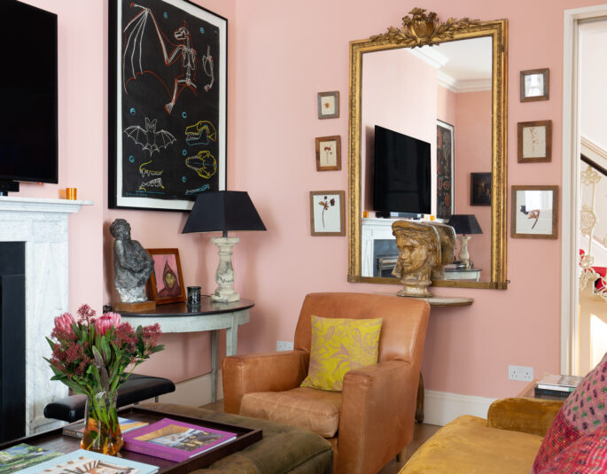 For Rent: Ladbroke Gardens Notting Hill W11 contemporary interior design with pink walls and modern artwork in reception room