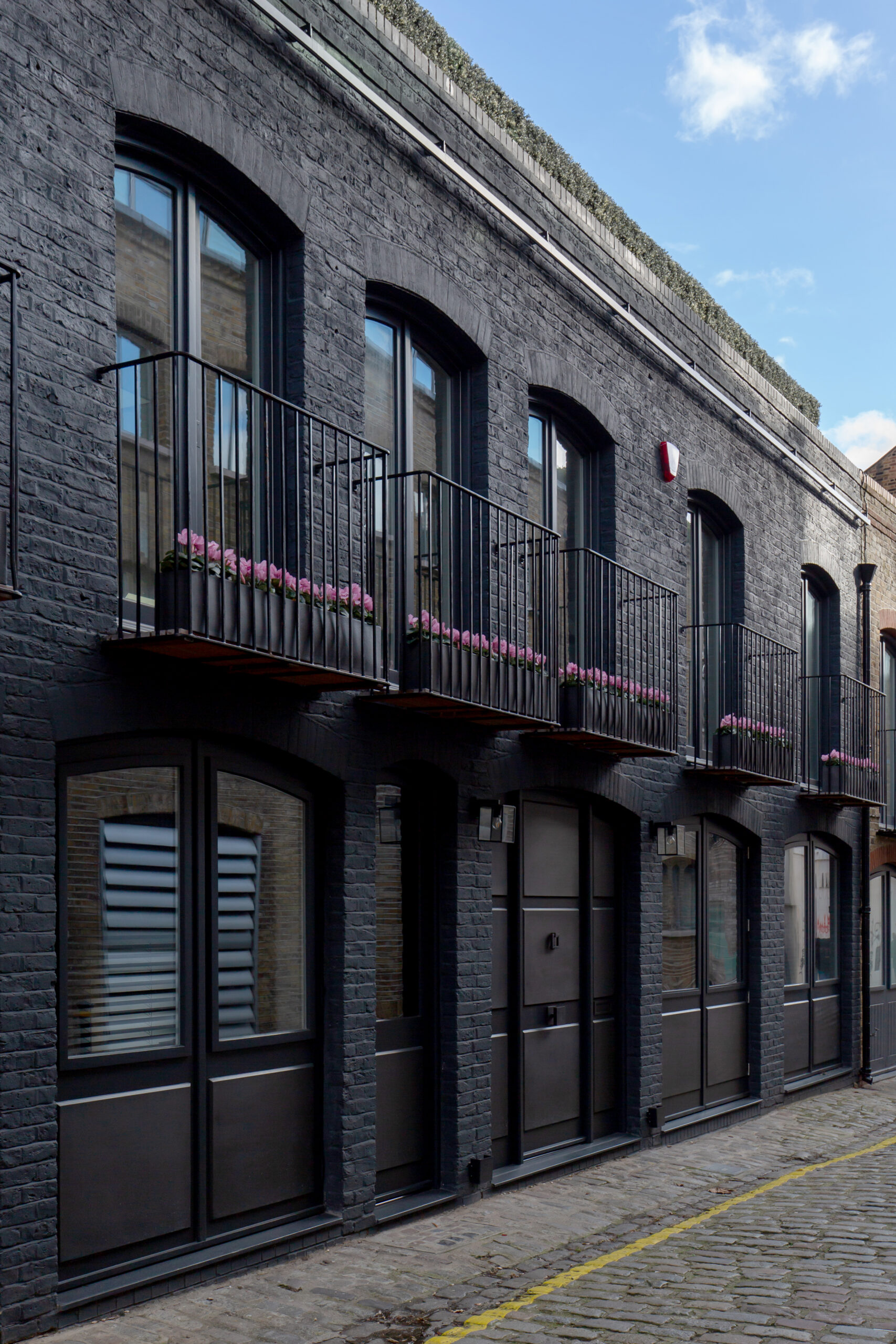 Domus-Nova-For-Rent-Powis-Mews (4)
