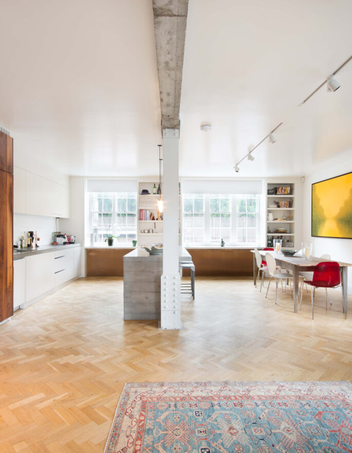 For Rent: Queens Court Bayswater W2 lateral apartment with contemporary interior design