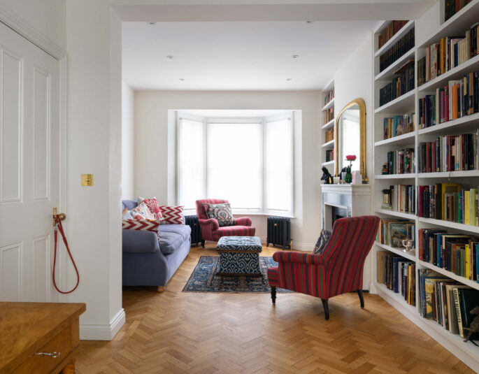 For Rent: Treadgold Street Notting Hill W11 contemporary library and reception room with bay windows