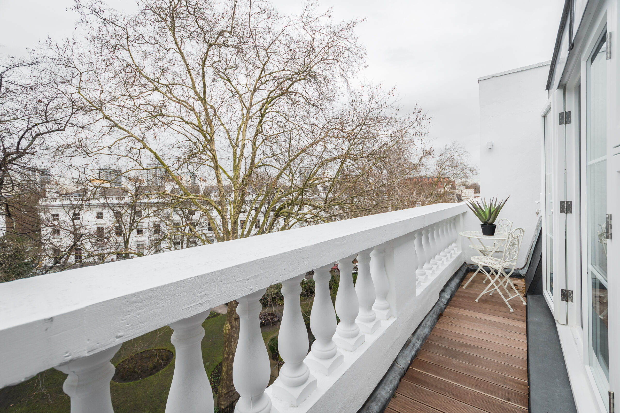 Westbourne Gardens Apartment To Rent in Bayswater