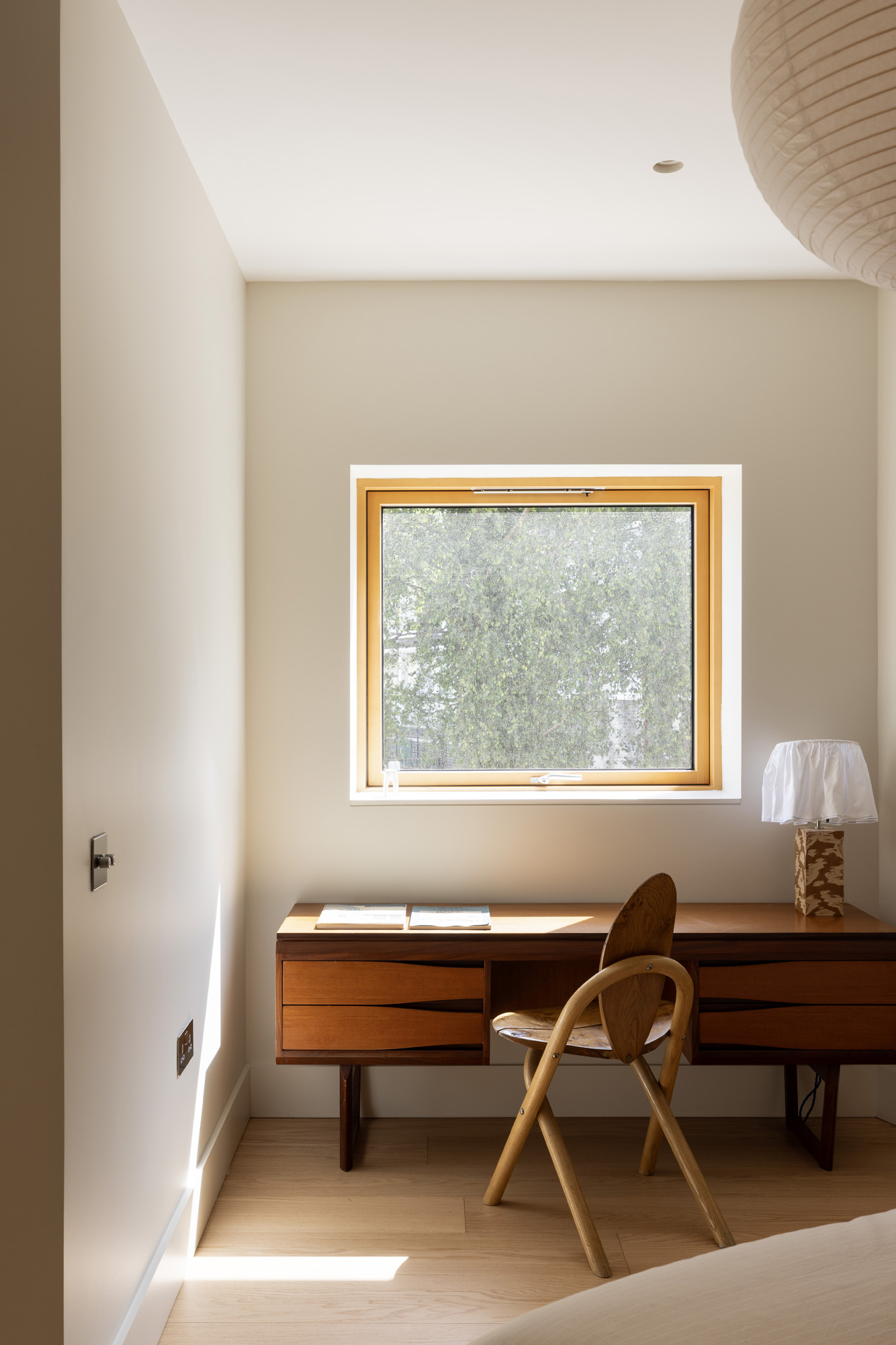 Domus-Nova-Gospel-Oak-House-For-Rent-Lamble-Street-22_Lo