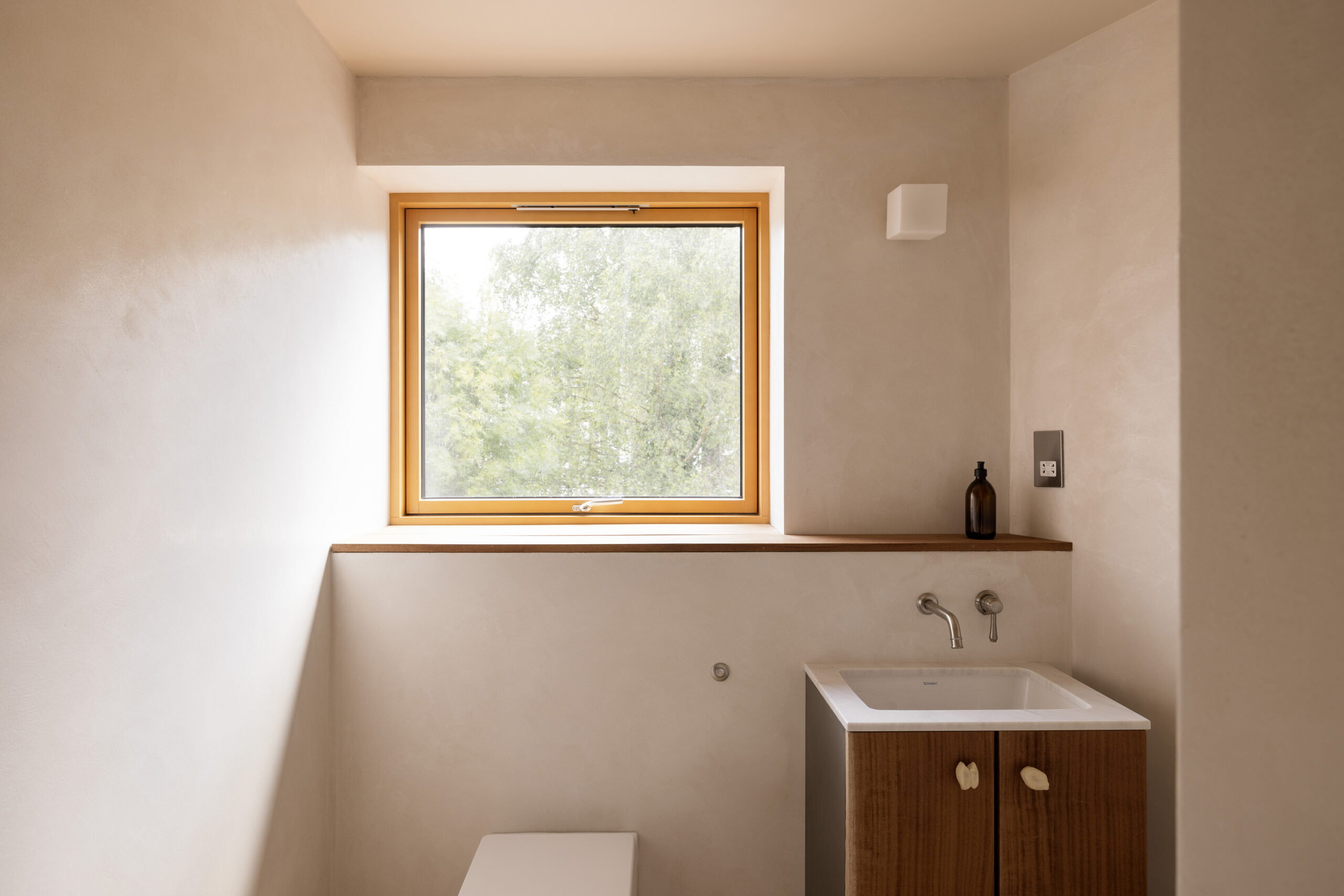Domus-Nova-Gospel-Oak-House-For-Rent-Lamble-Street-41_Lo