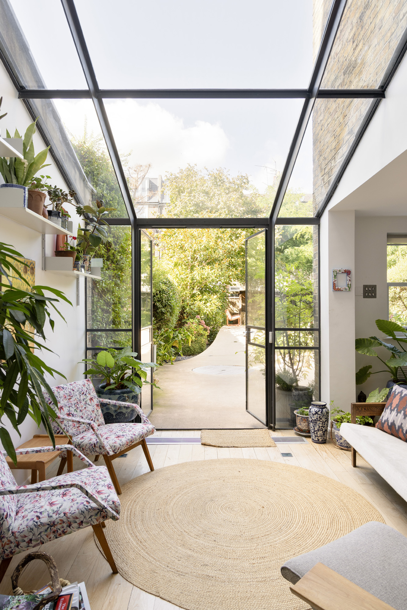 Domus-Nova-Hammersmith-House-For-Sale-Hammersmith-Grove-17_Lo