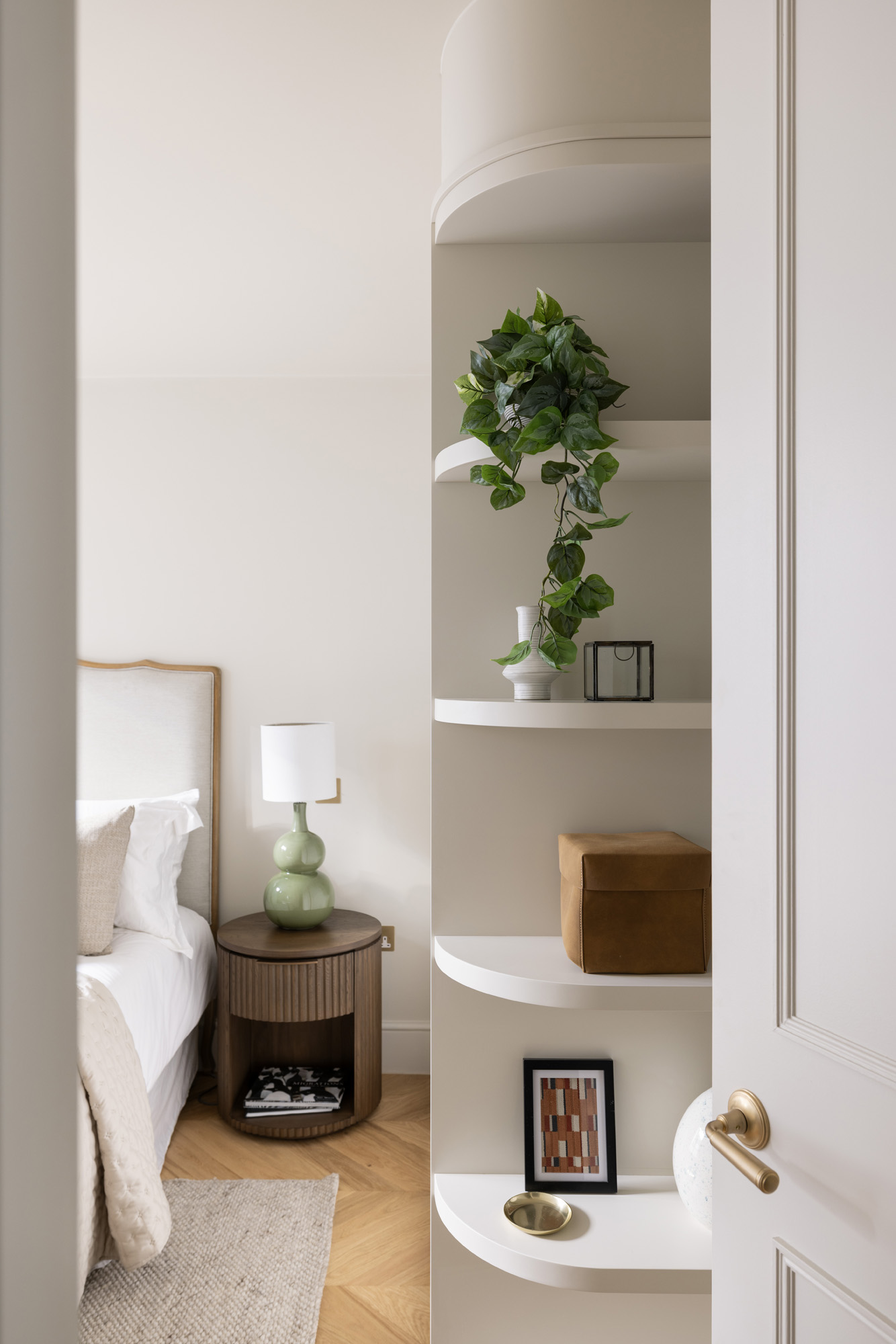 Domus-Nova-Holland-Park-House-For-Sale-Ladbroke-Grove-28_Lo