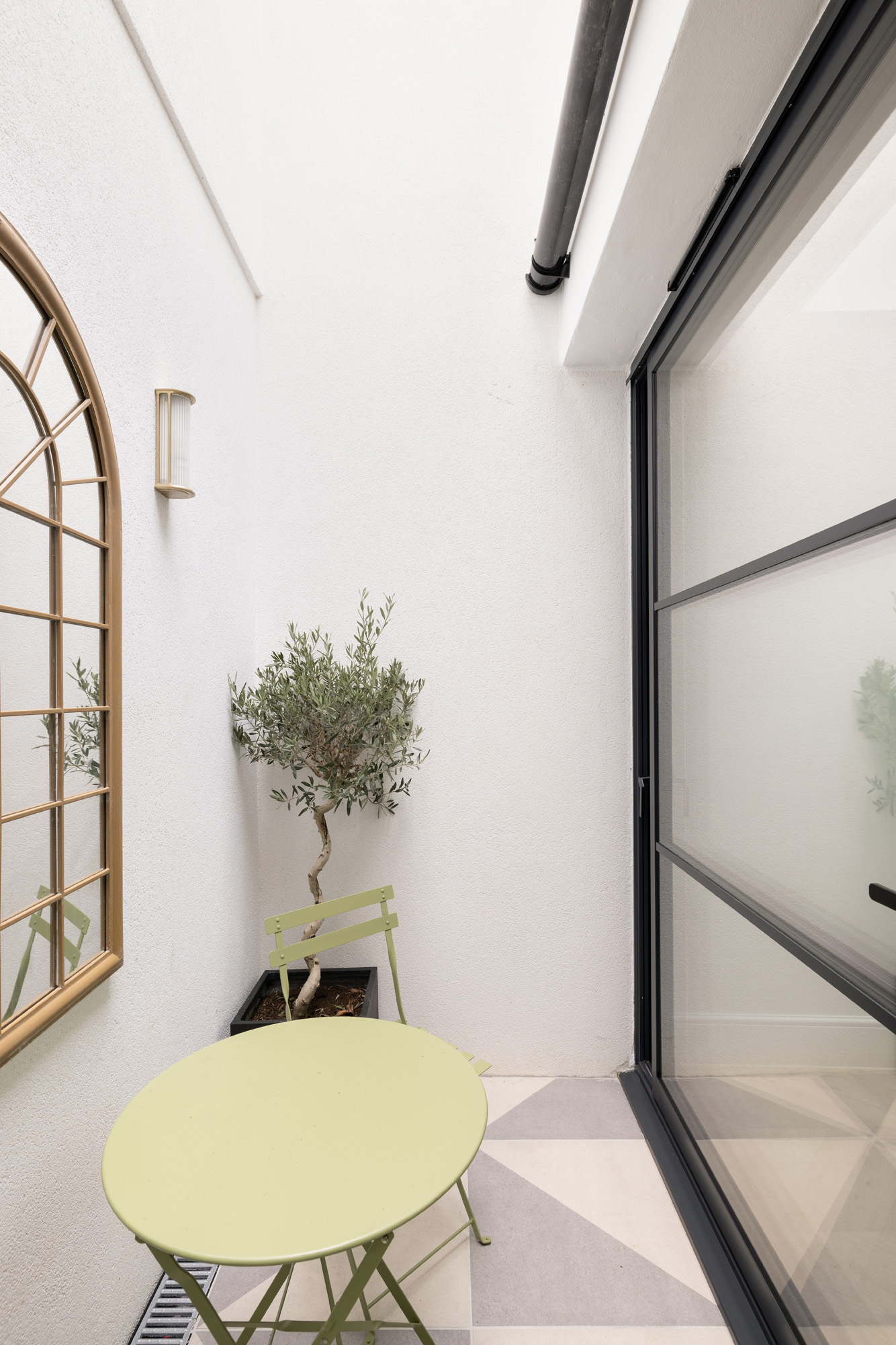 Domus-Nova-Holland-Park-House-For-Sale-Ladbroke-Grove-8_Lo