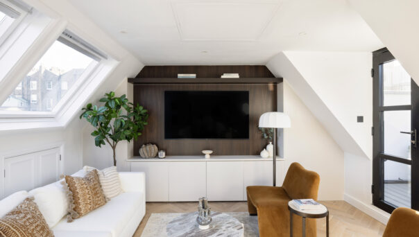 Domus-Nova-Holland-Park-House-For-Sale-Taverners-Close-1_Lo