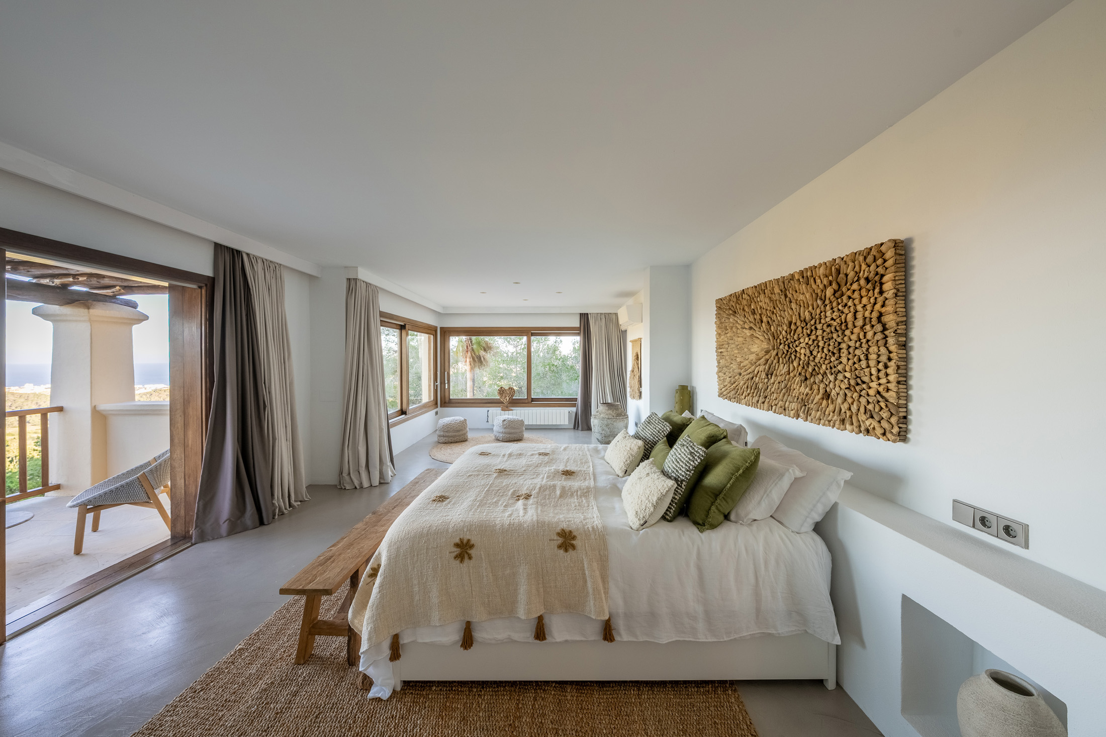 Domus-Nova-Ibiza-Luxury-Holiday-Rental-Villa-Southwest-LR (10)