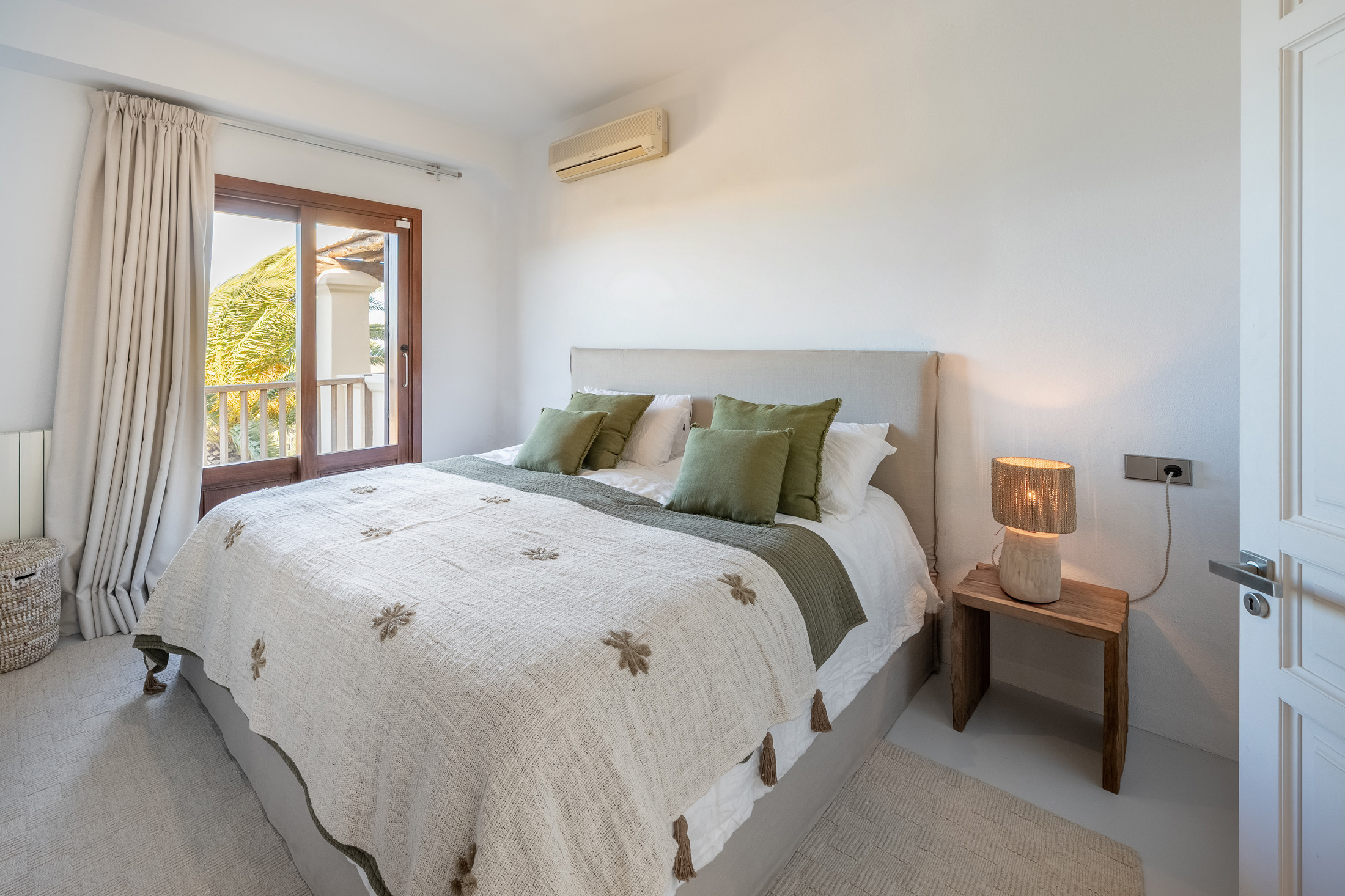 Domus-Nova-Ibiza-Luxury-Holiday-Rental-Villa-Southwest-LR (13) copy