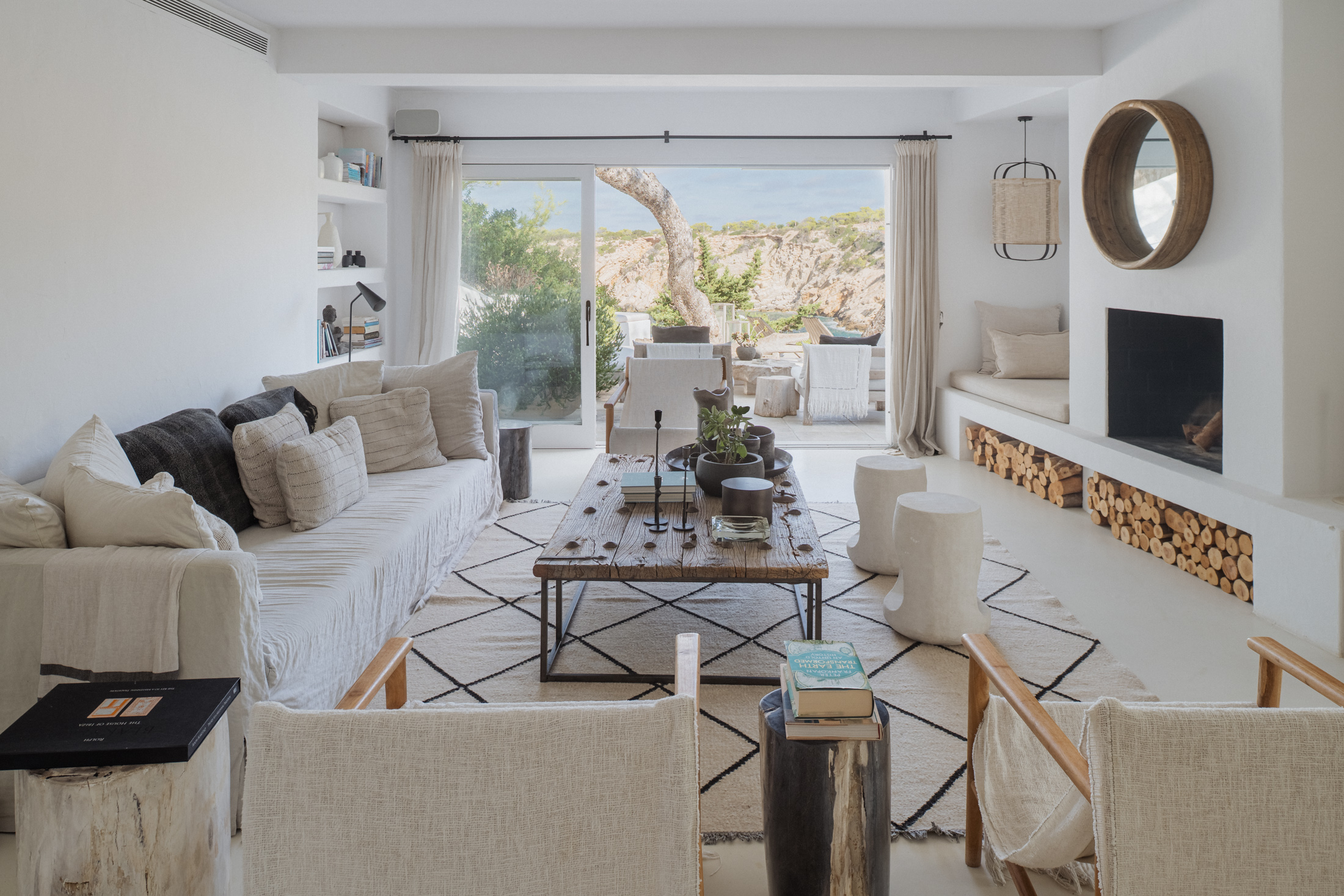 Domus-Nova-Ibiza-Luxury-House-For-Sale-Villa-S’Escala-LR (18)