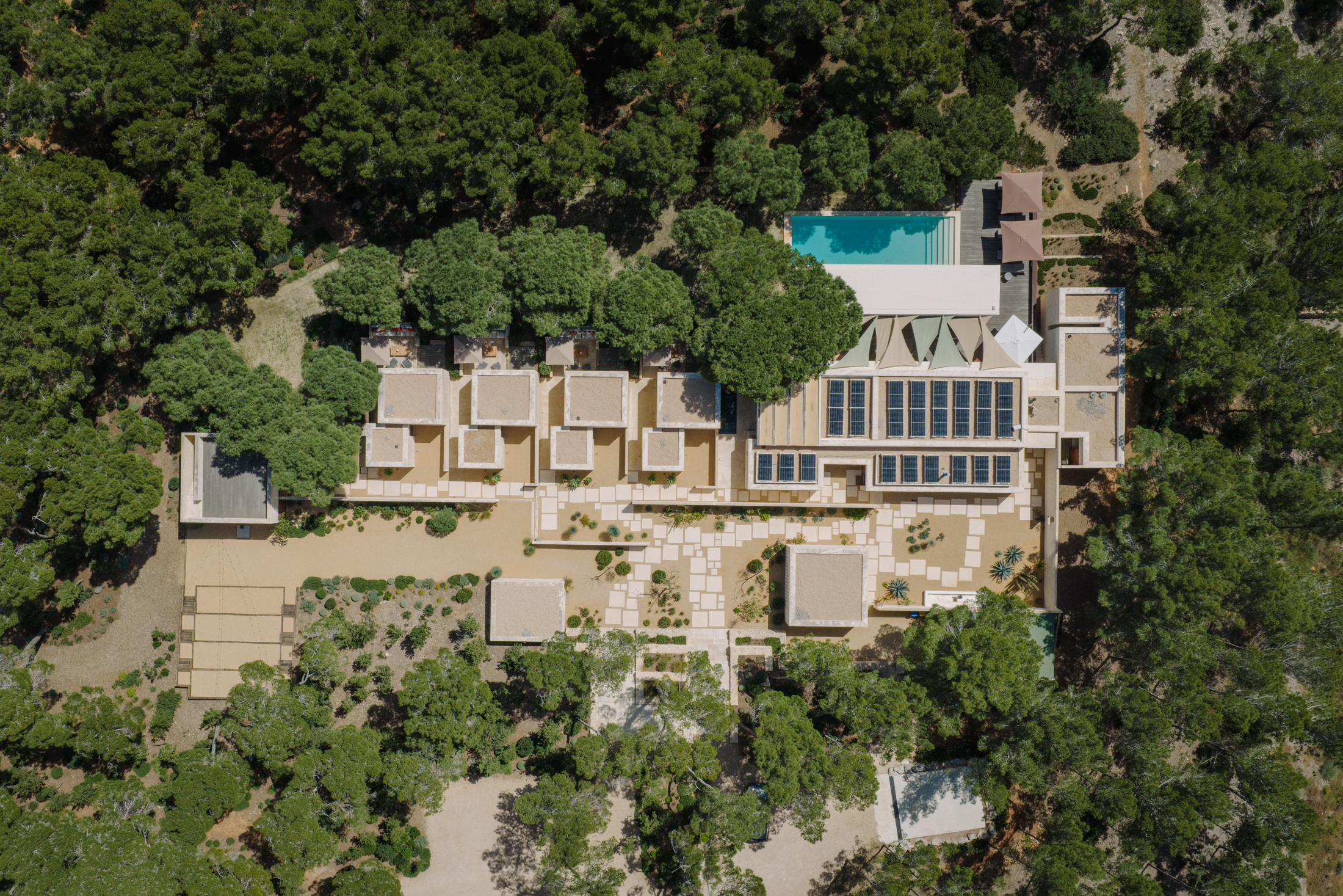 Domus-Nova-Ibiza-Luxury-Rental-Villa-Northeast-Ibiza (4)