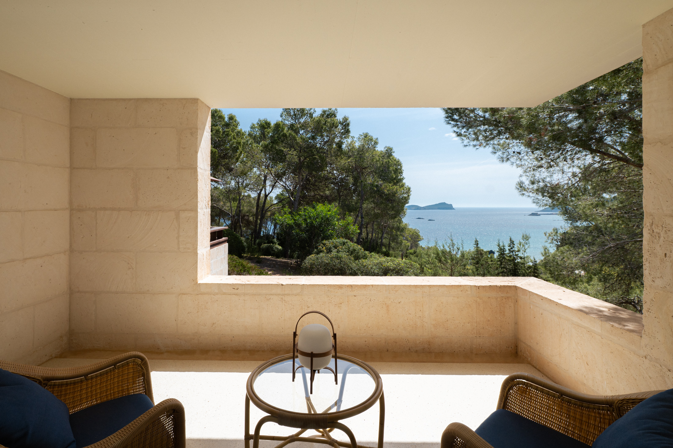 Domus-Nova-Ibiza-Luxury-Rental-Villa-Northeast-Ibiza (45)