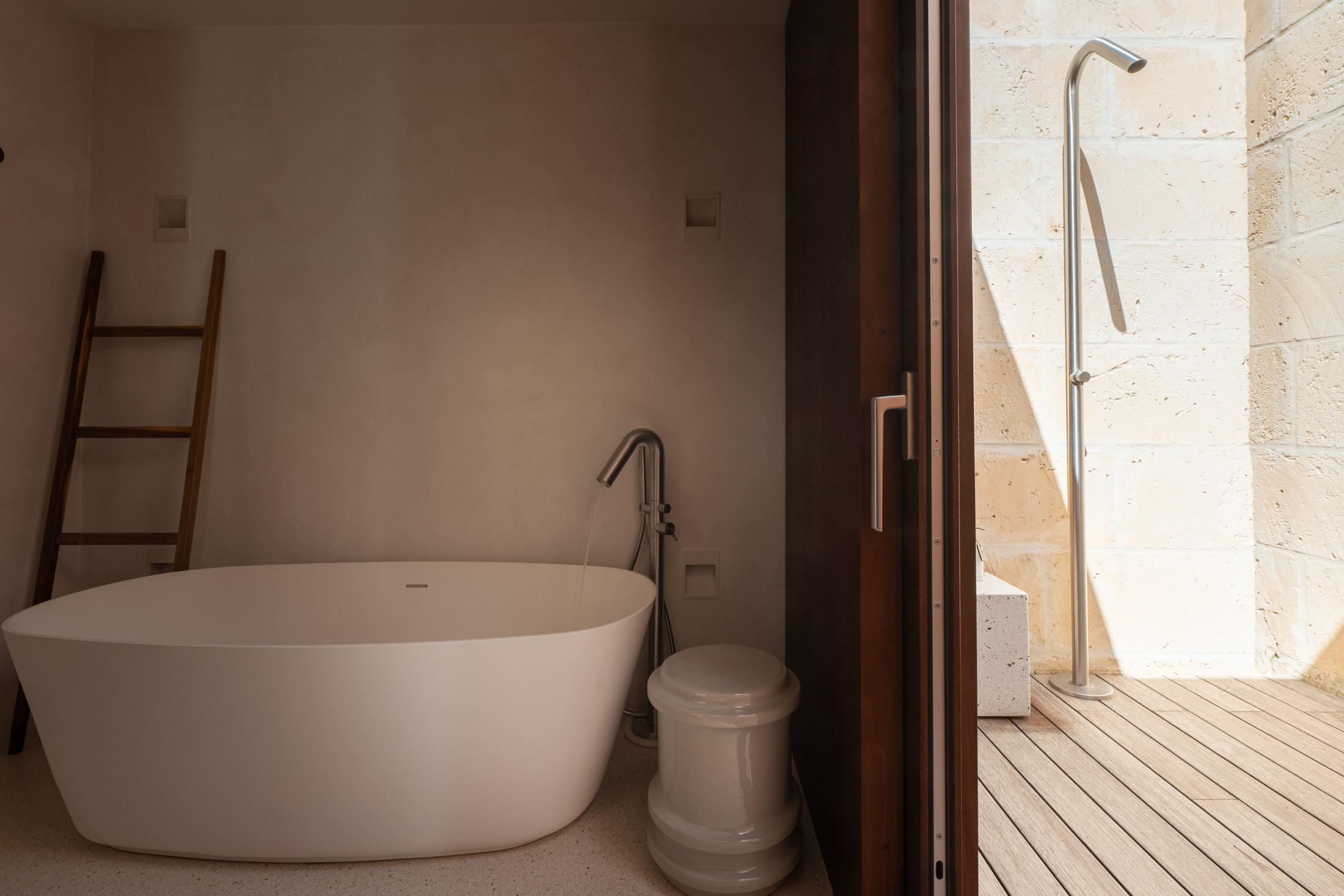 Domus-Nova-Ibiza-Luxury-Rental-Villa-Northeast-Ibiza (54)