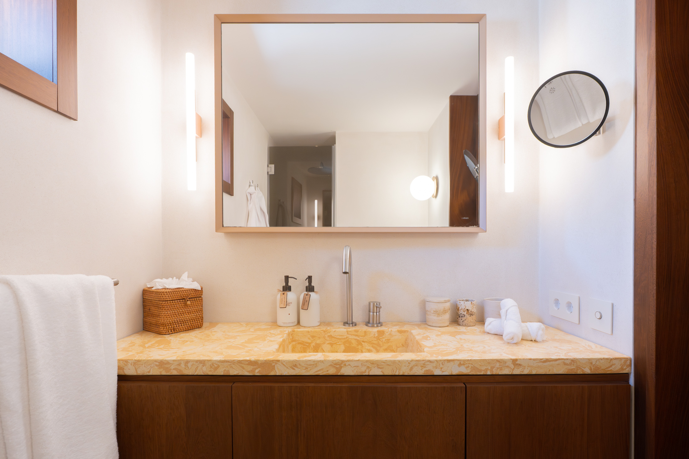 Domus-Nova-Ibiza-Luxury-Rental-Villa-Northeast-Ibiza (58)
