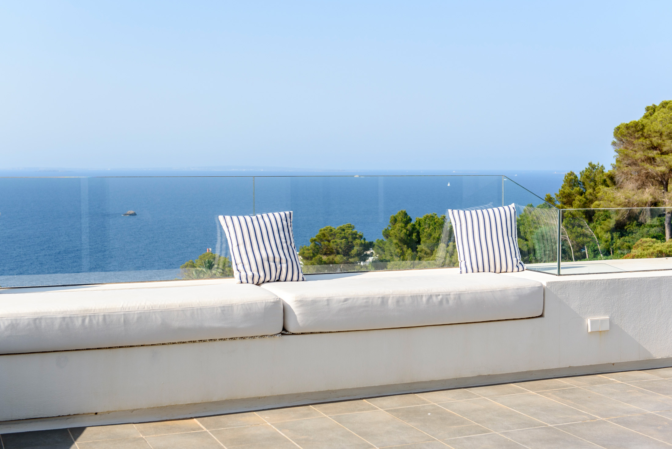 Domus-Nova-Ibiza-Luxury-Rental-Villa-Southeast-Ibiza-Villa-Costera (16)