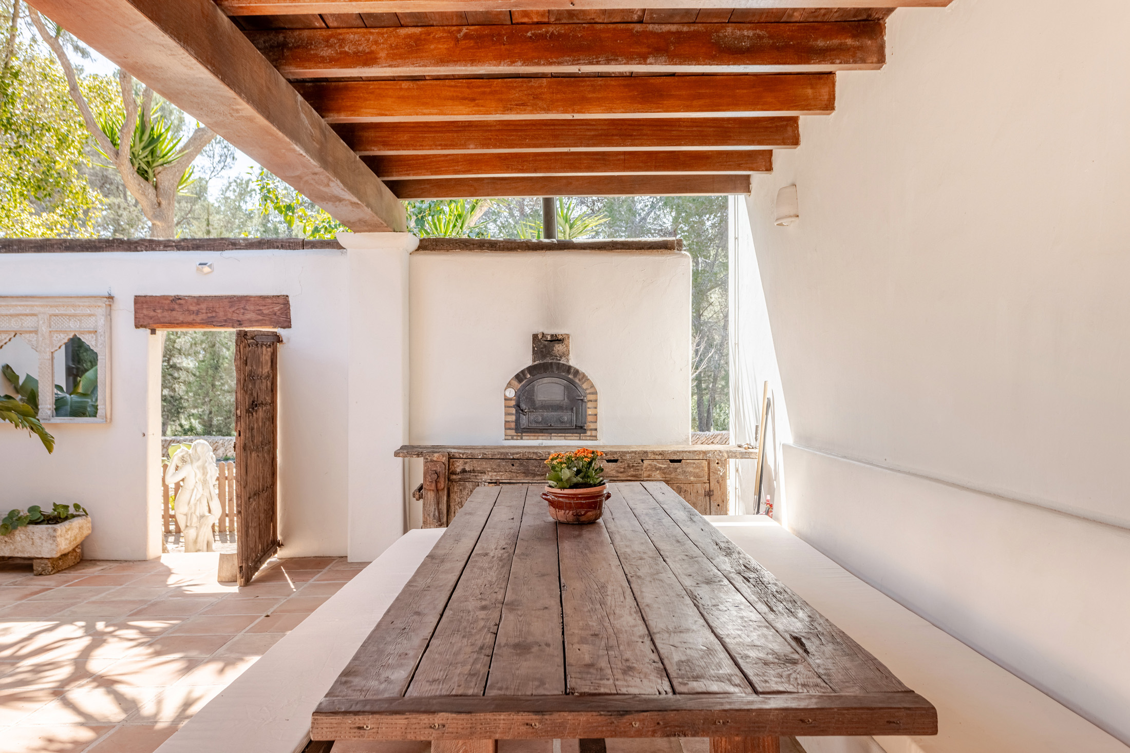 Domus-Nova-Ibiza-Luxury-Rental-Villa-Southeast-San-Rafael (12)_1