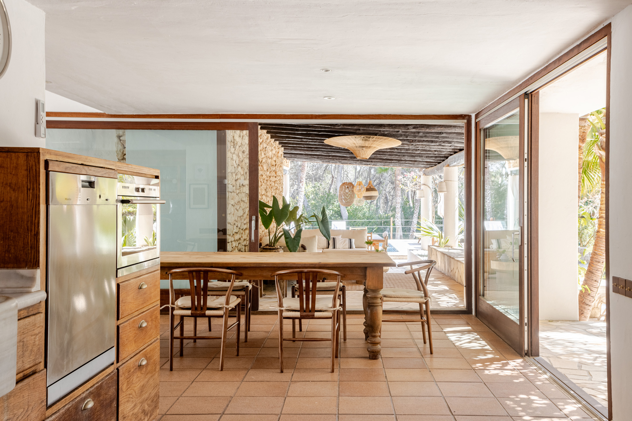 Domus-Nova-Ibiza-Luxury-Rental-Villa-Southeast-San-Rafael (19)_1