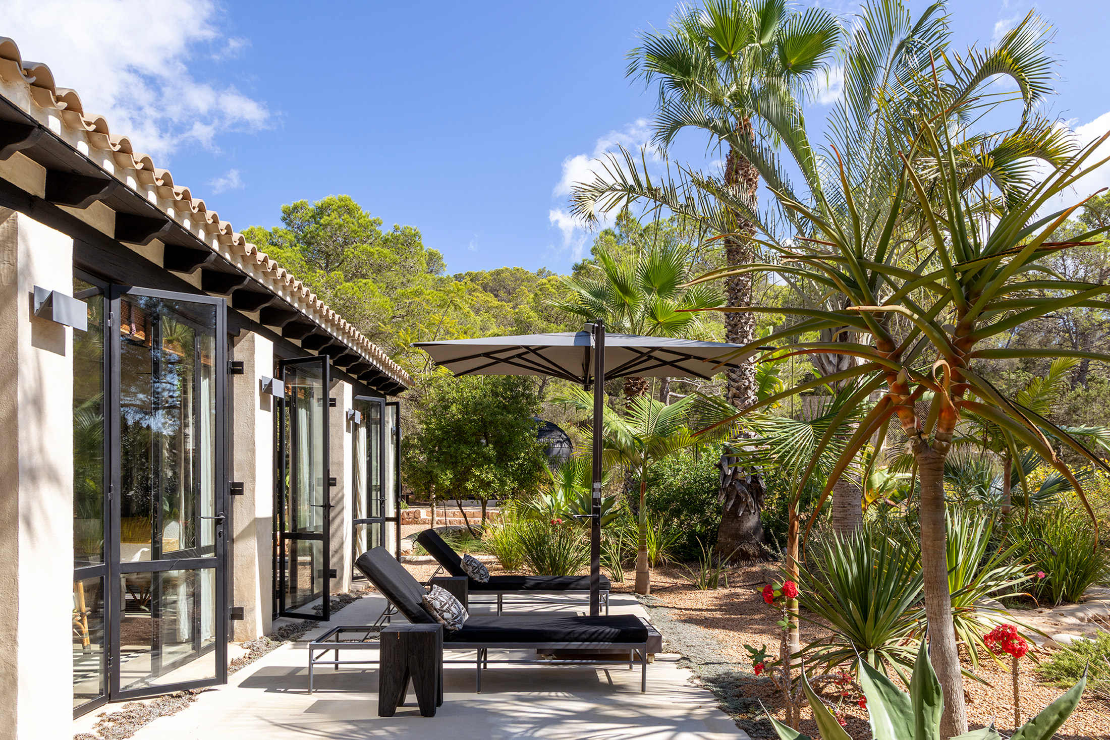 Domus-Nova-Ibiza-Luxury-Rental-Villa-Southwest-Cala-Comte (76)