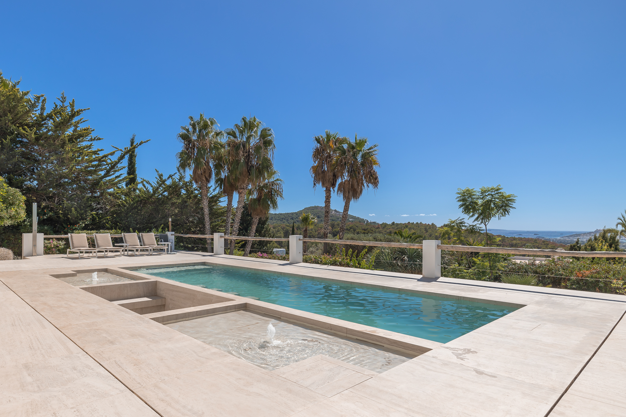 Domus-Nova-Ibiza-Luxury-Villa-For-Rent-Can-Furnet-Southeast-Ibiza-HR (42)