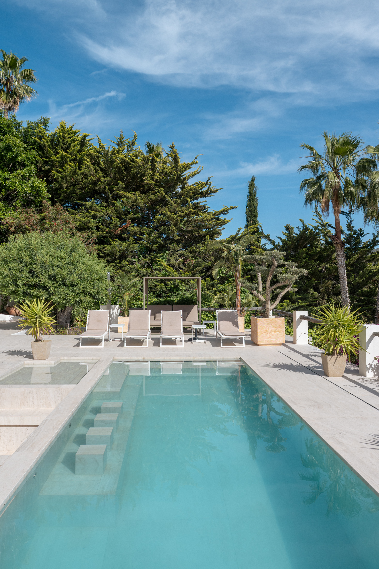 Domus-Nova-Ibiza-Luxury-Villa-For-Rent-Can-Furnet-Southeast-Ibiza-LR (3)
