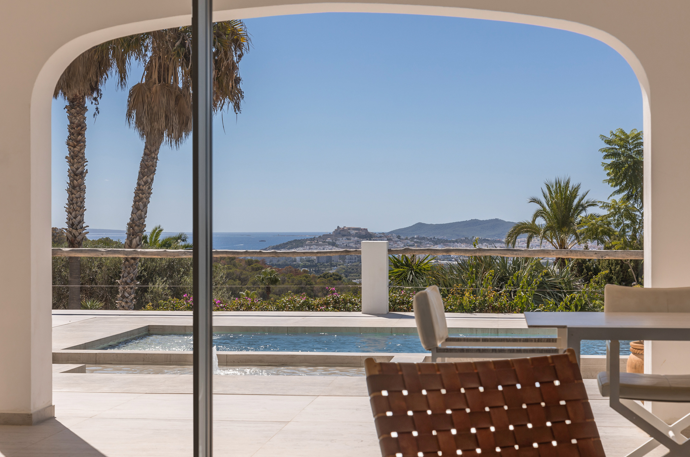 Domus-Nova-Ibiza-Luxury-Villa-For-Rent-Can-Furnet-Southeast-Ibiza-LR (47)