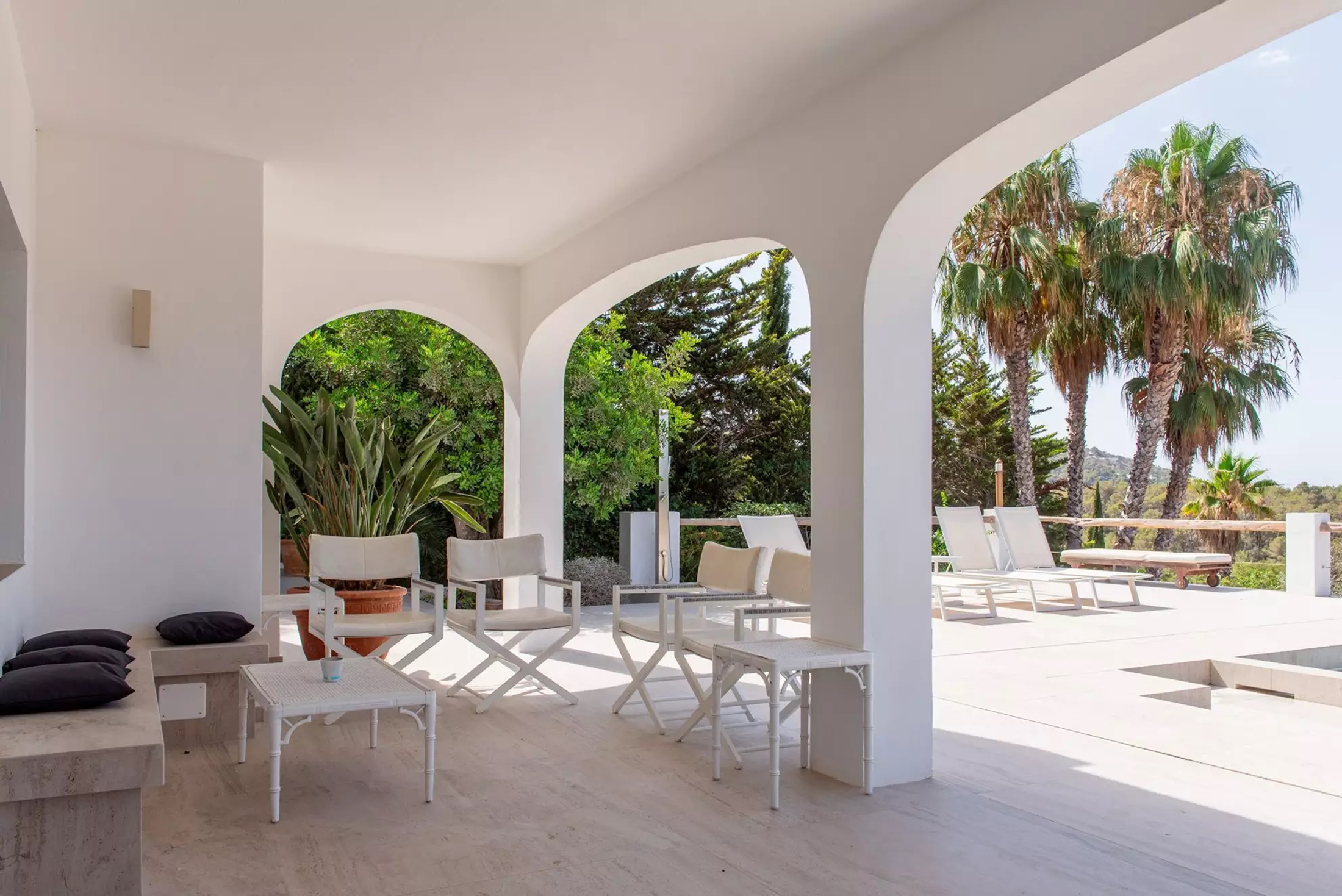 Domus-Nova-Ibiza-Luxury-Villa-For-Rent-Can-Furnet-Southeast-Ibiza-LR (51)