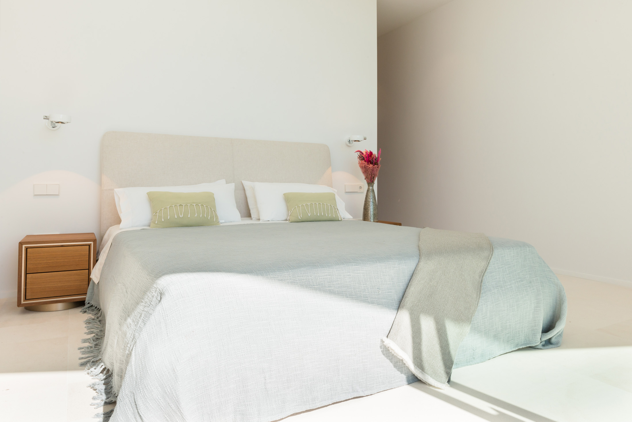 Domus-Nova-Ibiza-Luxury-Villa-For-Sale-Can-Furnet (33)