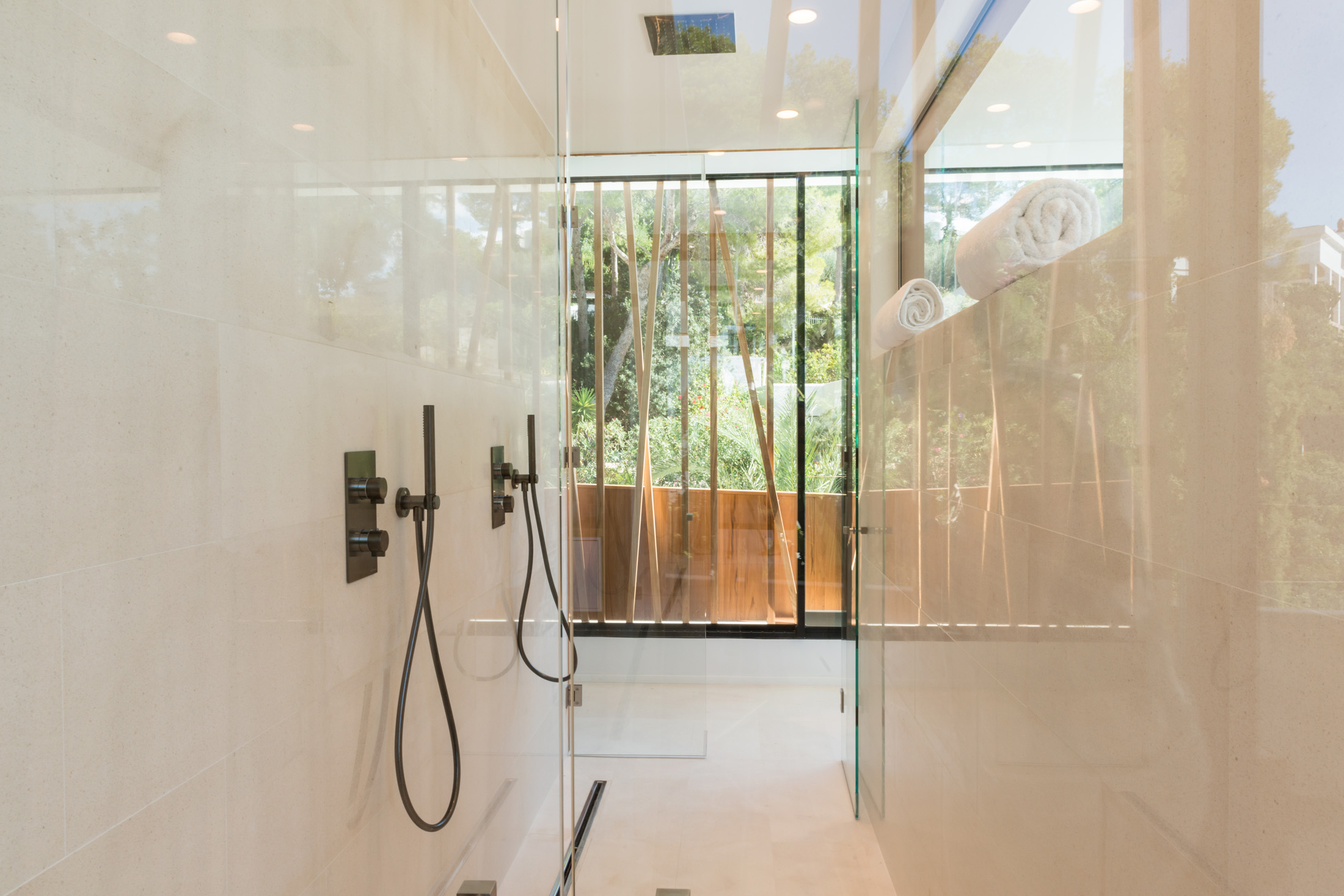 Domus-Nova-Ibiza-Luxury-Villa-For-Sale-Can-Furnet (37)