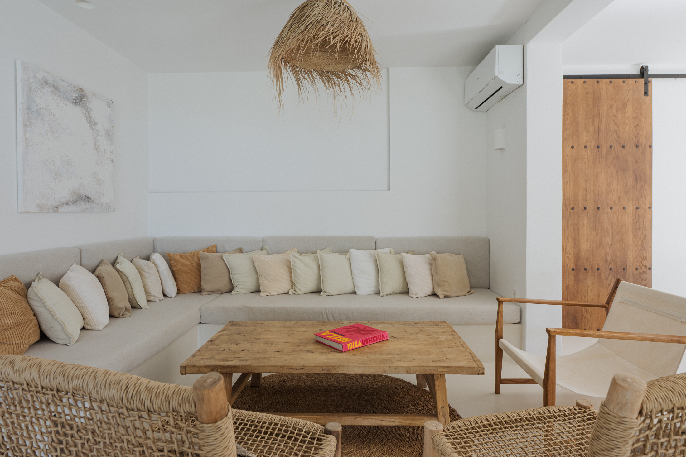Domus-Nova-Ibiza-Luxury-Villa-For-Sale-Finca-Comte-HR (17)