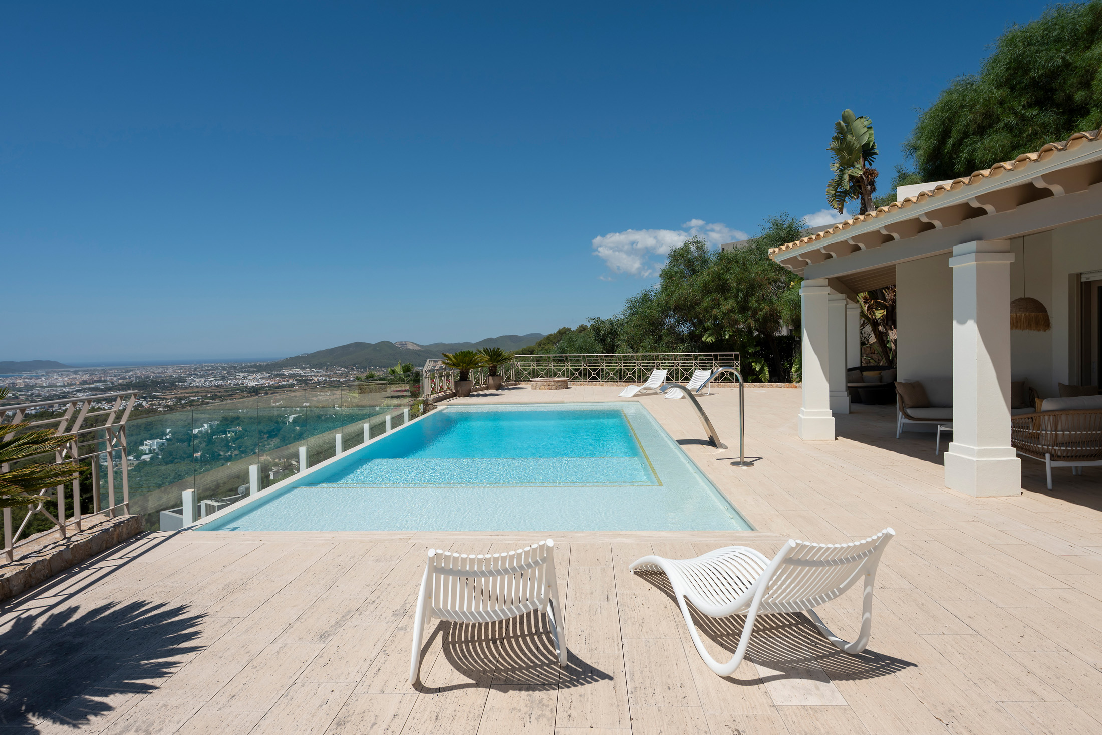 Domus-Nova-Ibiza-Luxury-Villa-For-Sale-Villa-Panorama-Can-Furnet (17)