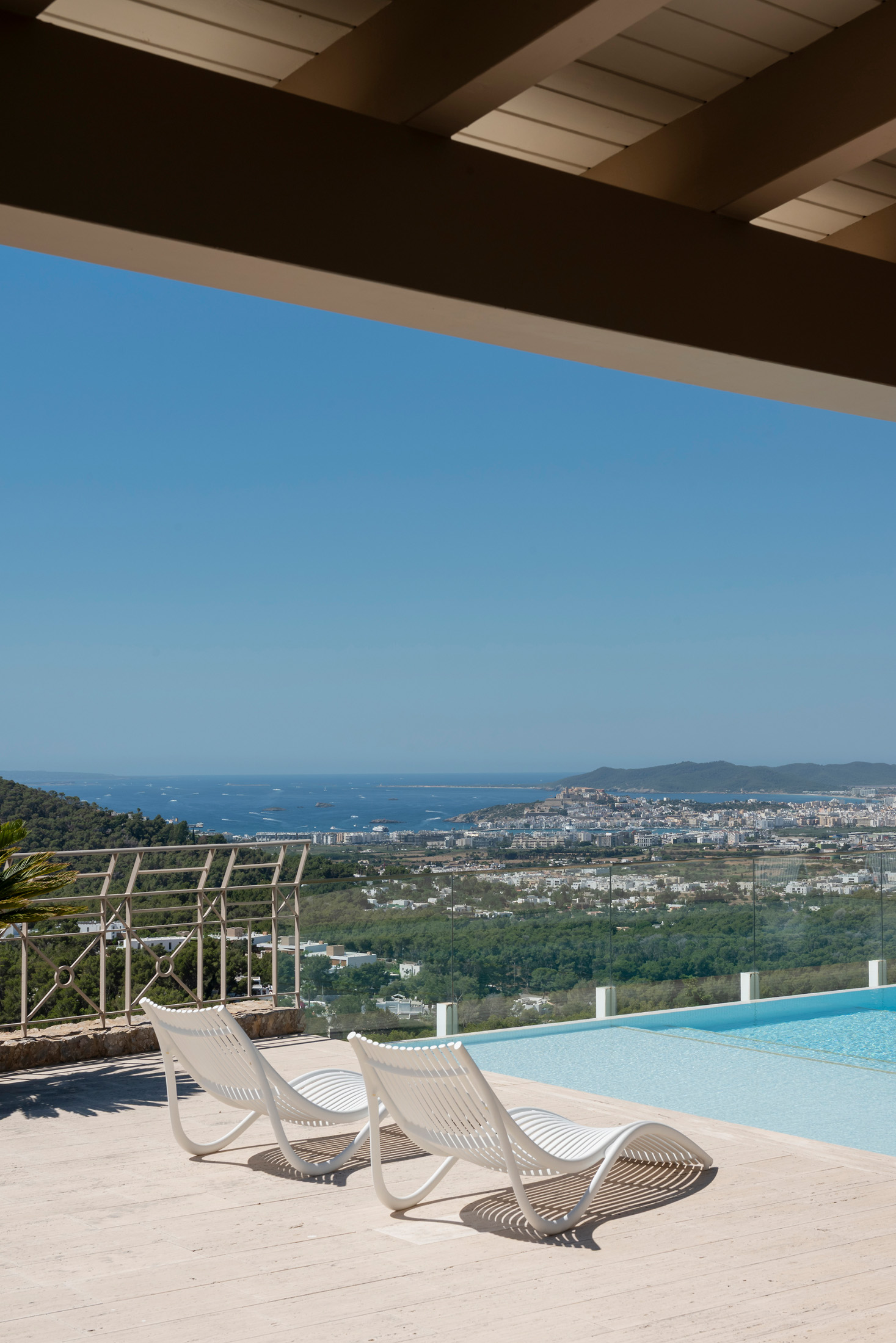 Domus-Nova-Ibiza-Luxury-Villa-For-Sale-Villa-Panorama-Can-Furnet (4)