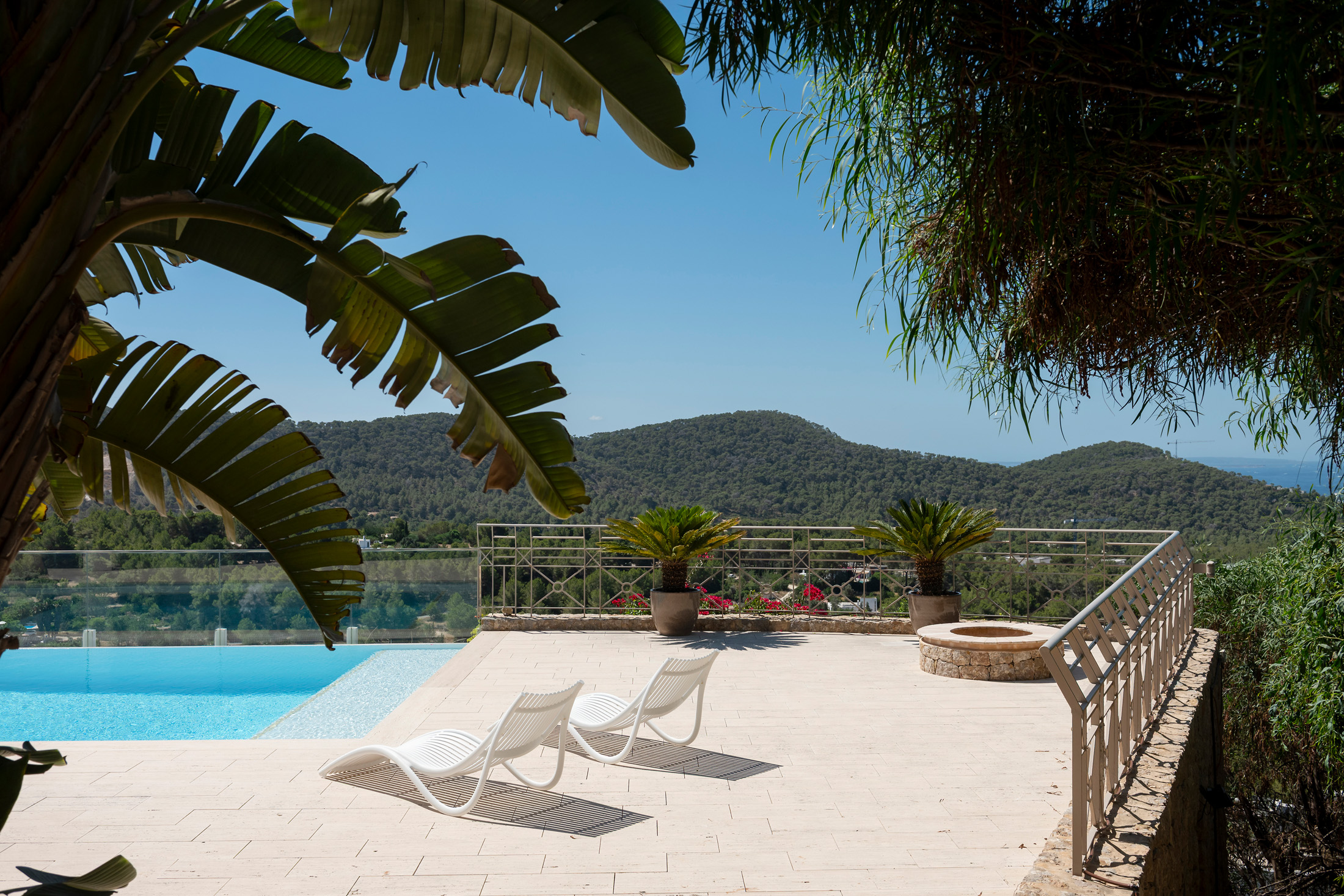 Domus-Nova-Ibiza-Luxury-Villa-For-Sale-Villa-Panorama-Can-Furnet (9)
