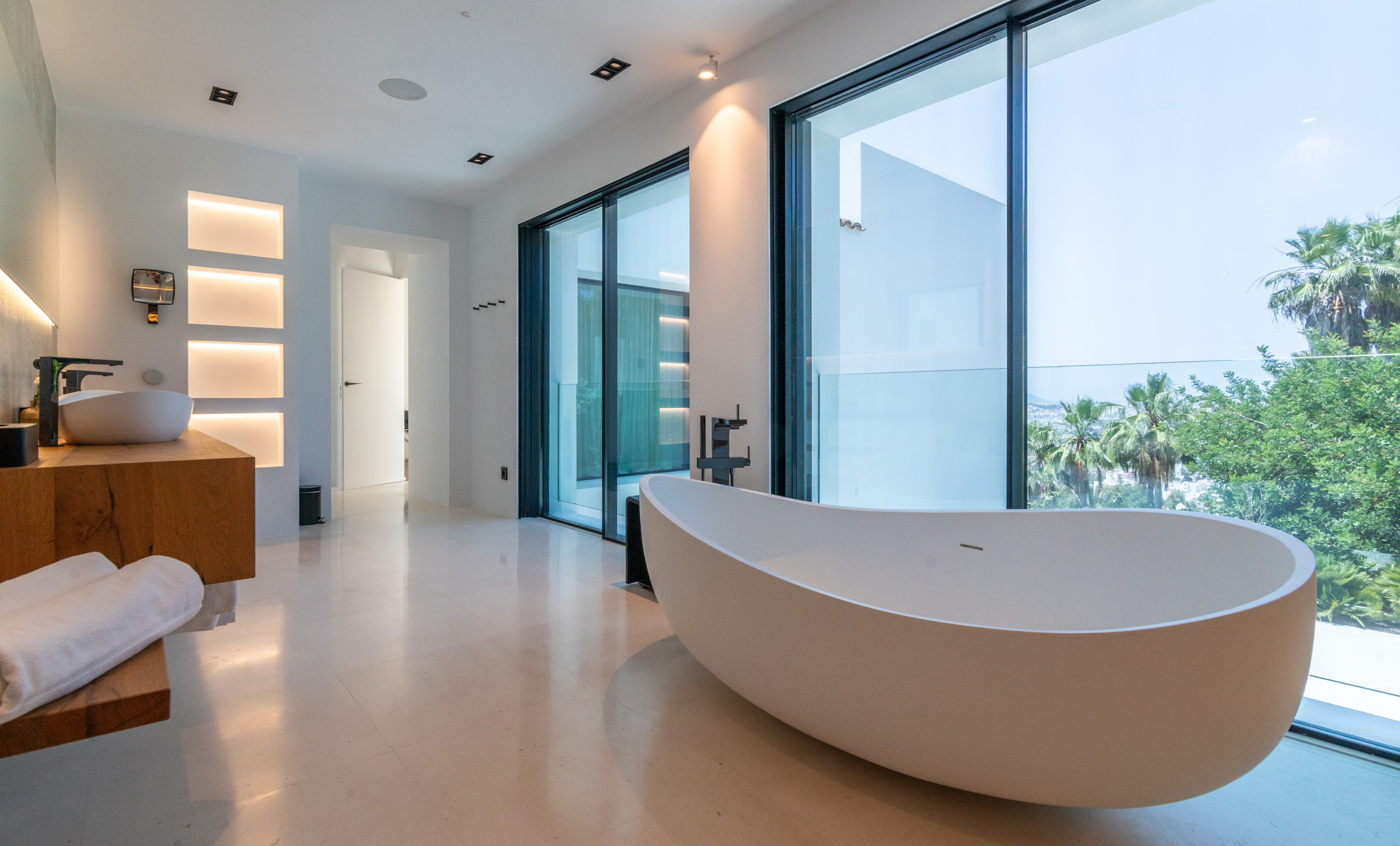 Domus-Nova-Ibiza-Luxury-Villa-Laguna-South-East (35)