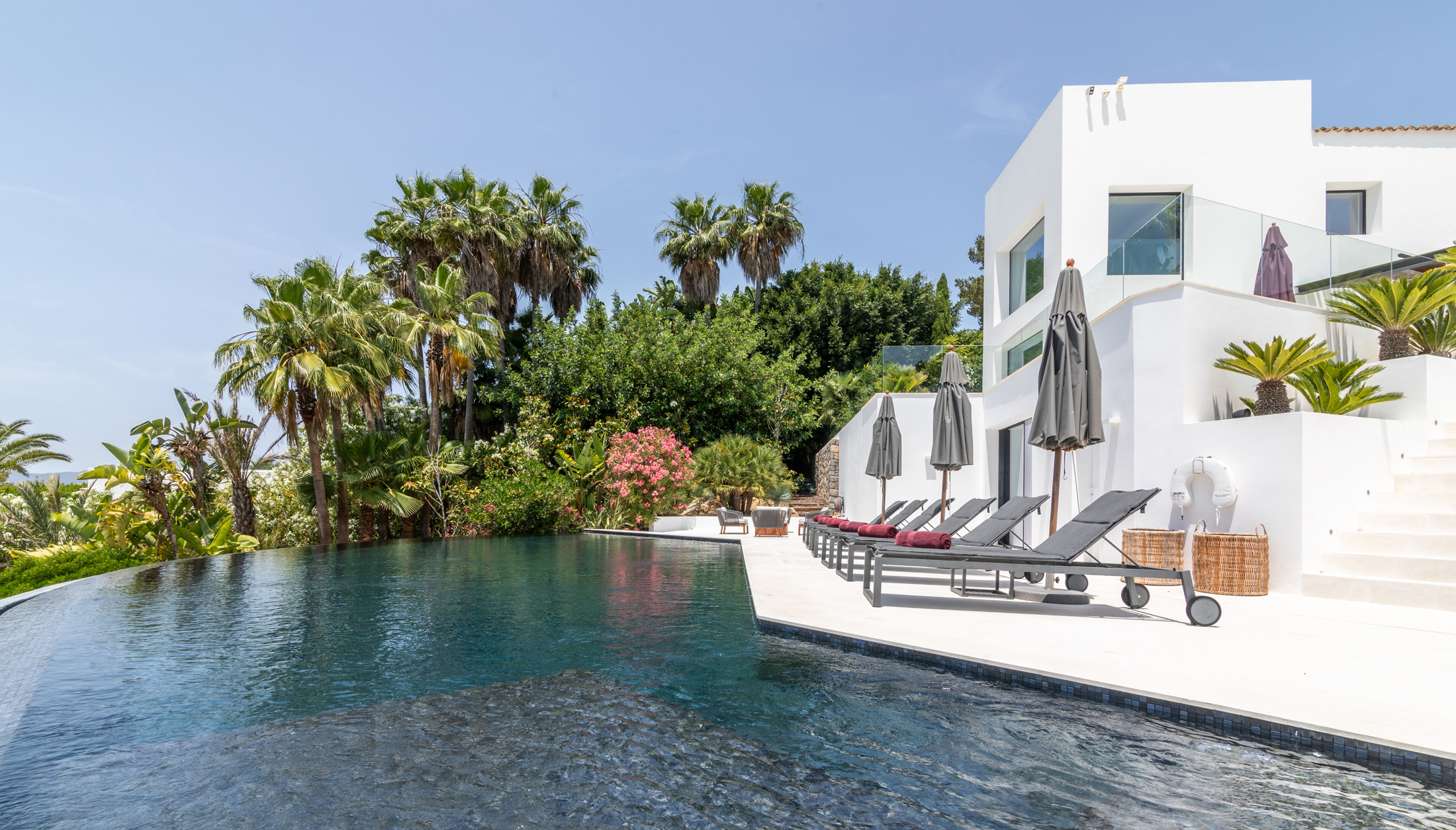 Domus-Nova-Ibiza-Luxury-Villa-Laguna-South-East (39)