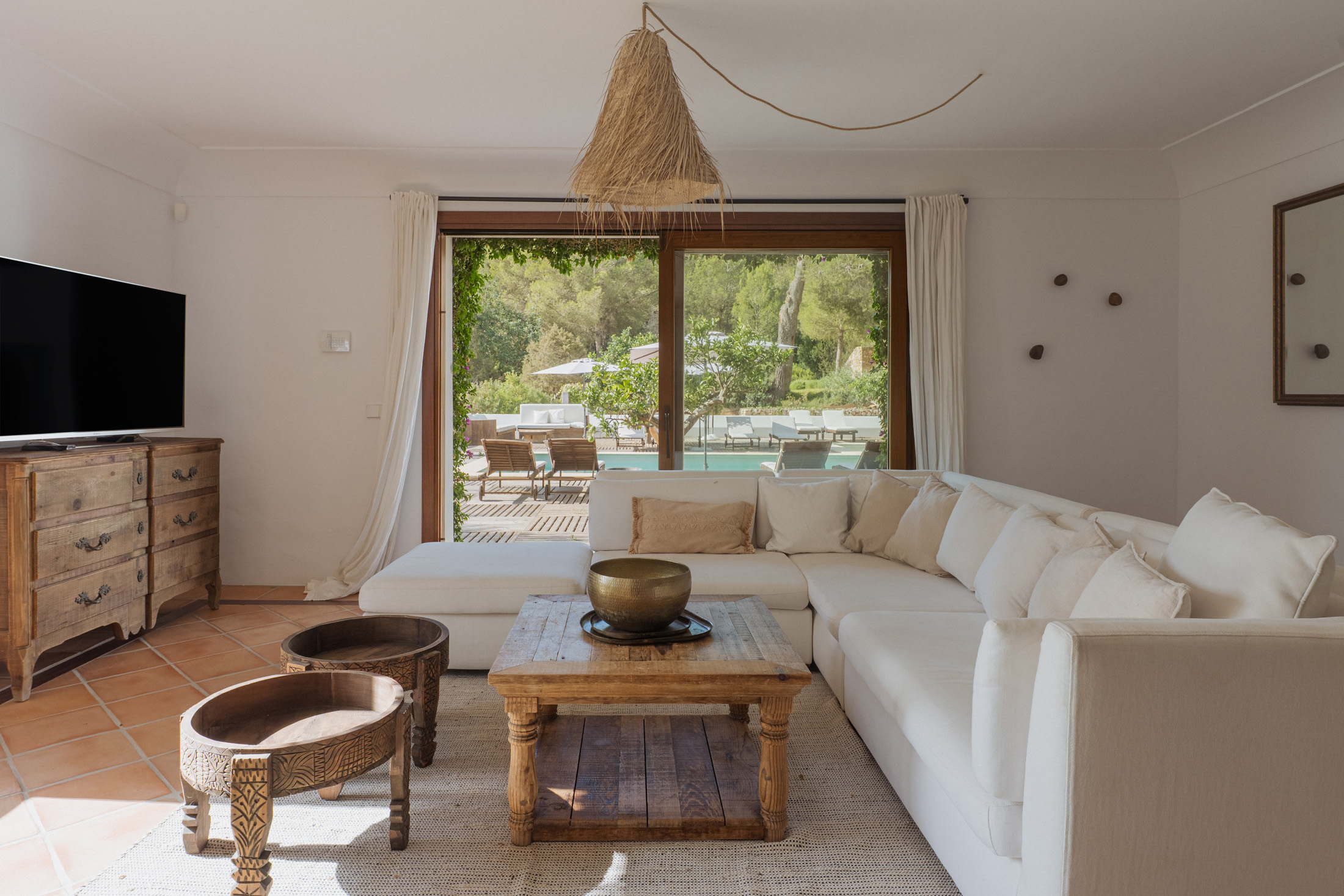 Domus-Nova-Ibiza-Luxury-Villa-for-Sale-Can-Furnet-LR (42)