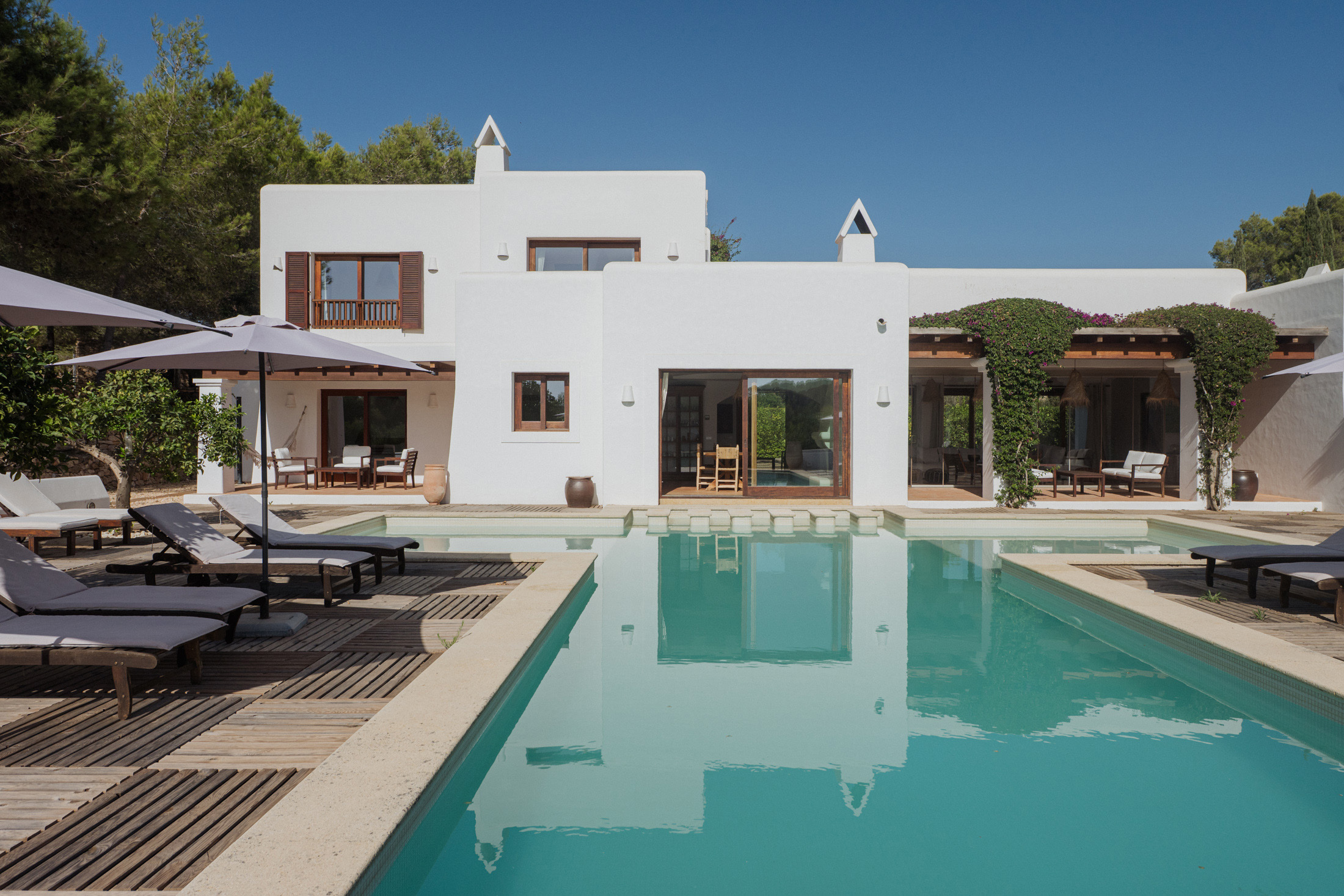 Domus-Nova-Ibiza-Luxury-Villa-for-Sale-Can-Furnet-LR (9)