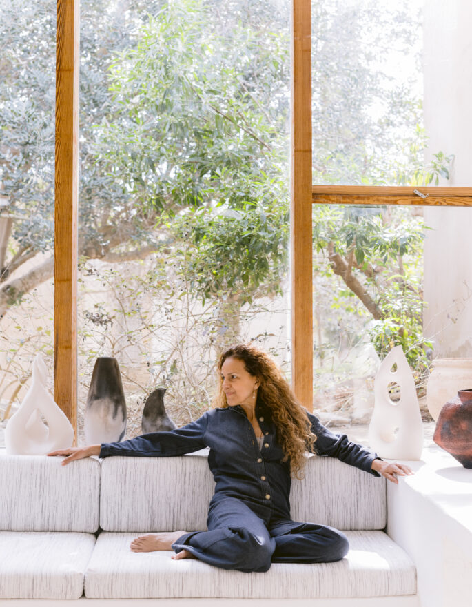 Image of Ibiza ceramicist Yvette Spowers in her studio