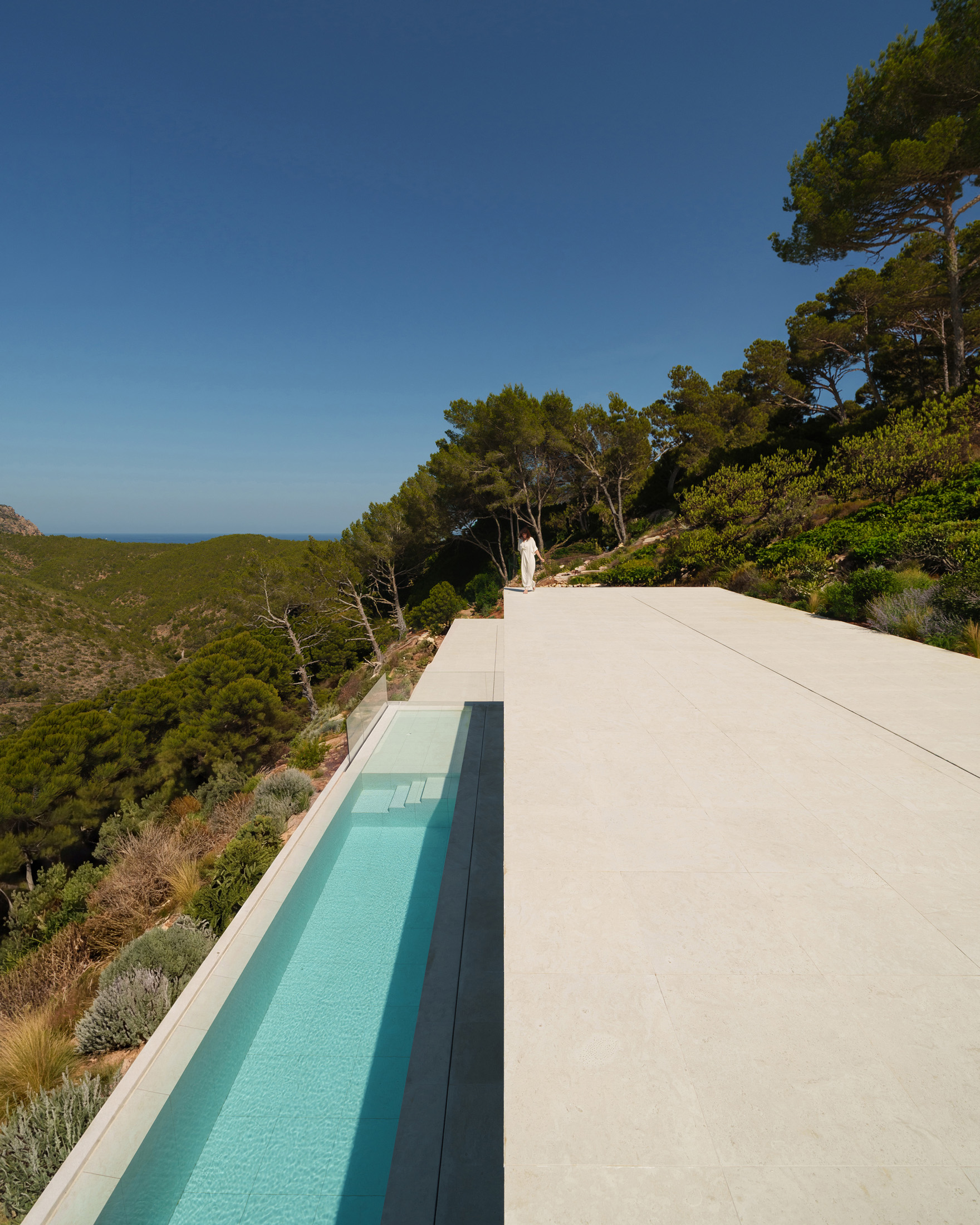 Domus-Nova-Ibiza-luxury-villa-for-sale-Roca-Llisa-LR (7)